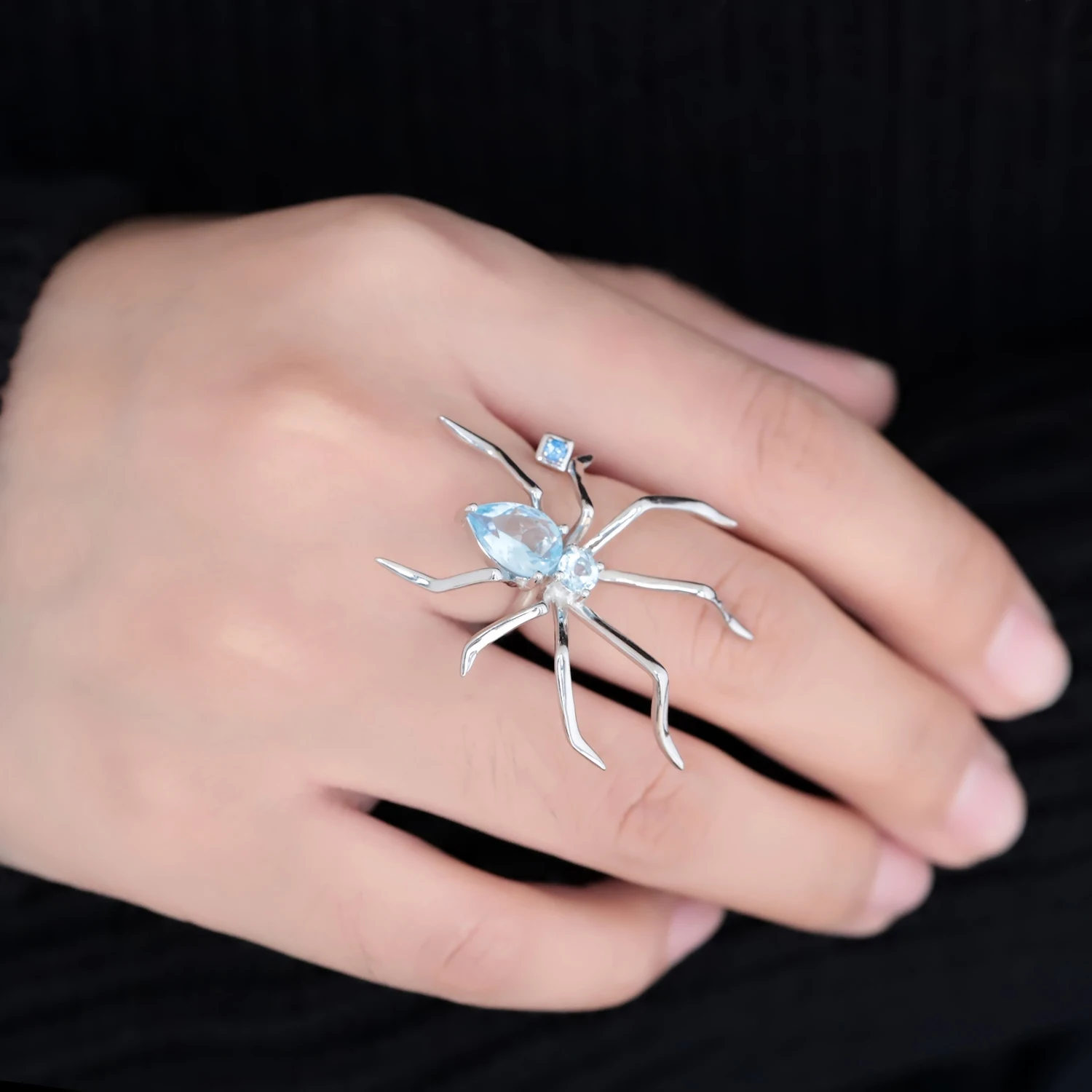 GEM\'S BEAUTY Natural Topaz Spider Ring Sky Blue Topaz Cocktail Ring Creative 925 Sterling Silver Fine Jewelry for Women