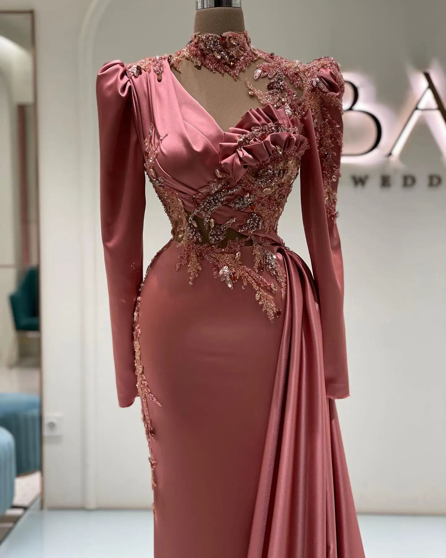 High Neck Mermaid Satin Prom Dresses Long Sleeve Beaded Crystal Evening Gowns With Train For Arabic Women Vestidos Party Dress