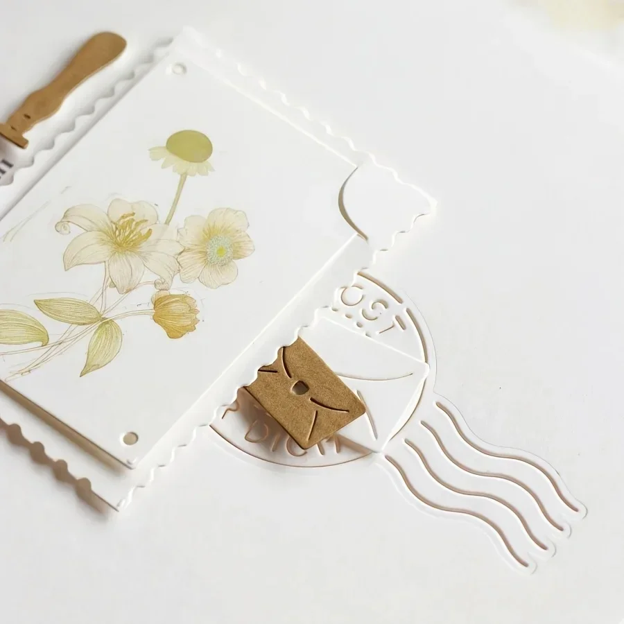 Matrice de découpe en métal avec étiquette ronde en forme de cœur et d'enveloppe, adaptée au modèle de couverture d'album de carte de Scrapbook, nouvel arrivage 2025