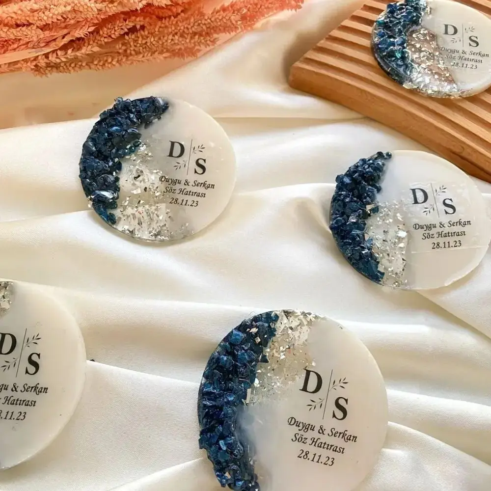 50 Pieces Wedding Party Favors for Guests , Resin Magnet, Epoxy Magnet favors,customizable magnet,wedding engagement,party gifts