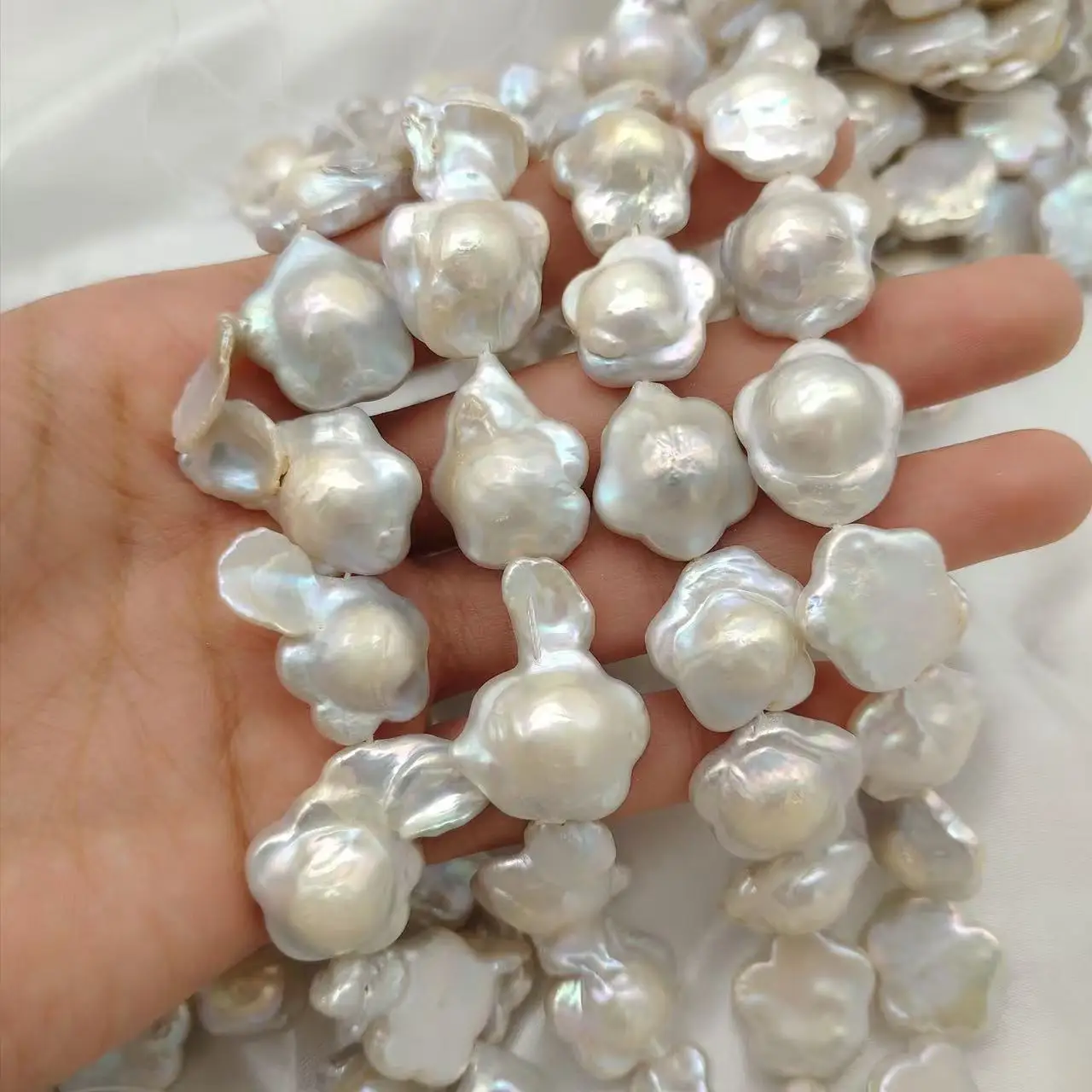 

16 inches 16-17mm Natural White Flower Baroque Pearls Loose Strand