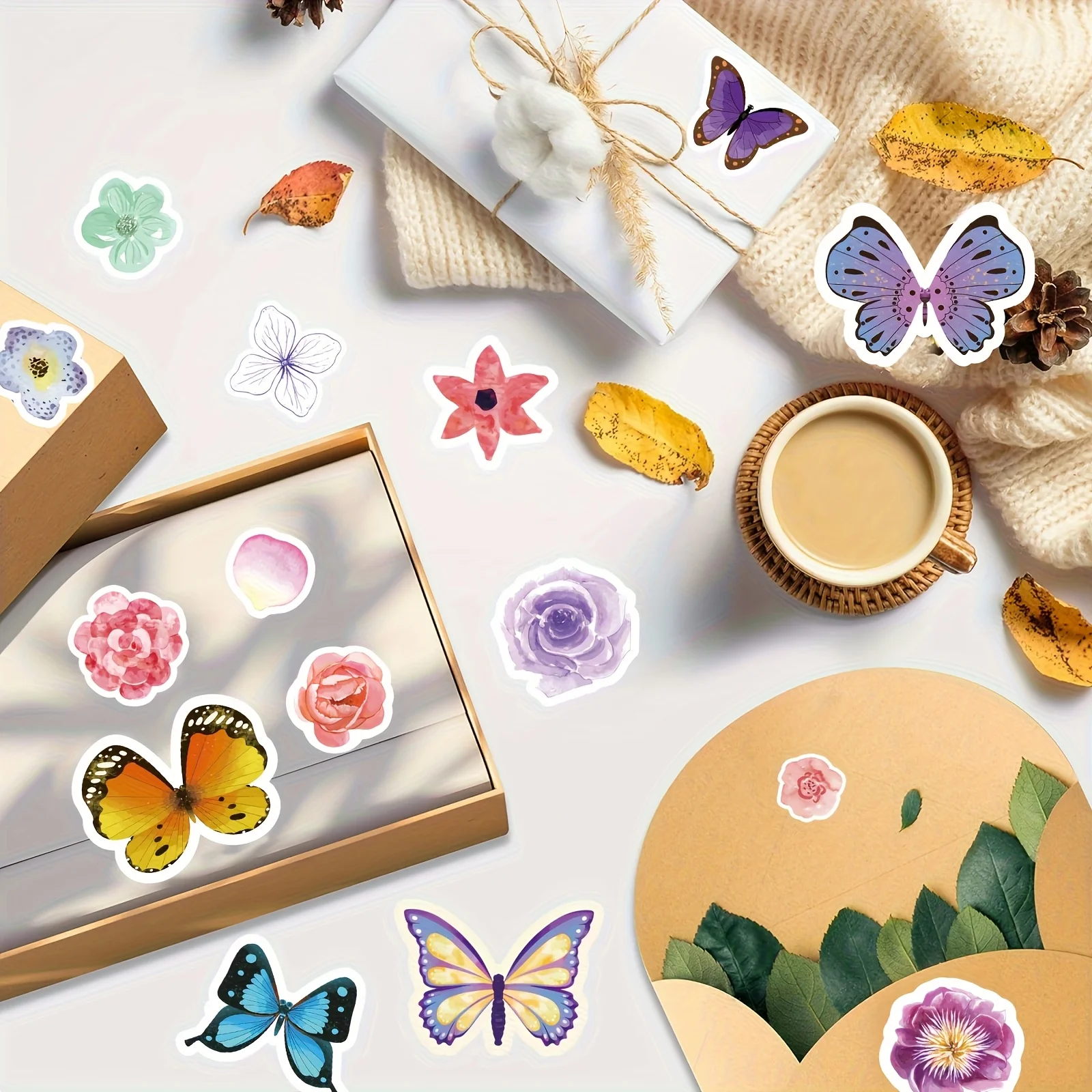 520 szt. Naklejek z motywem motyli i kwiatów - samoprzylepne naklejki w stylu akwareli do dzienników, pakowania prezentów, scrapbookingu