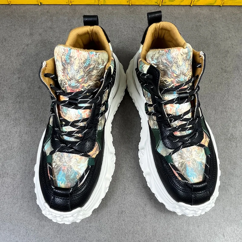 

Men's Height-Increasing Thick-Soled Outdoor Sports Shoes, Youth Street Fashion Shoes, Hiking and River-Tracing Shoes, Chinese Dragon Print Shoes