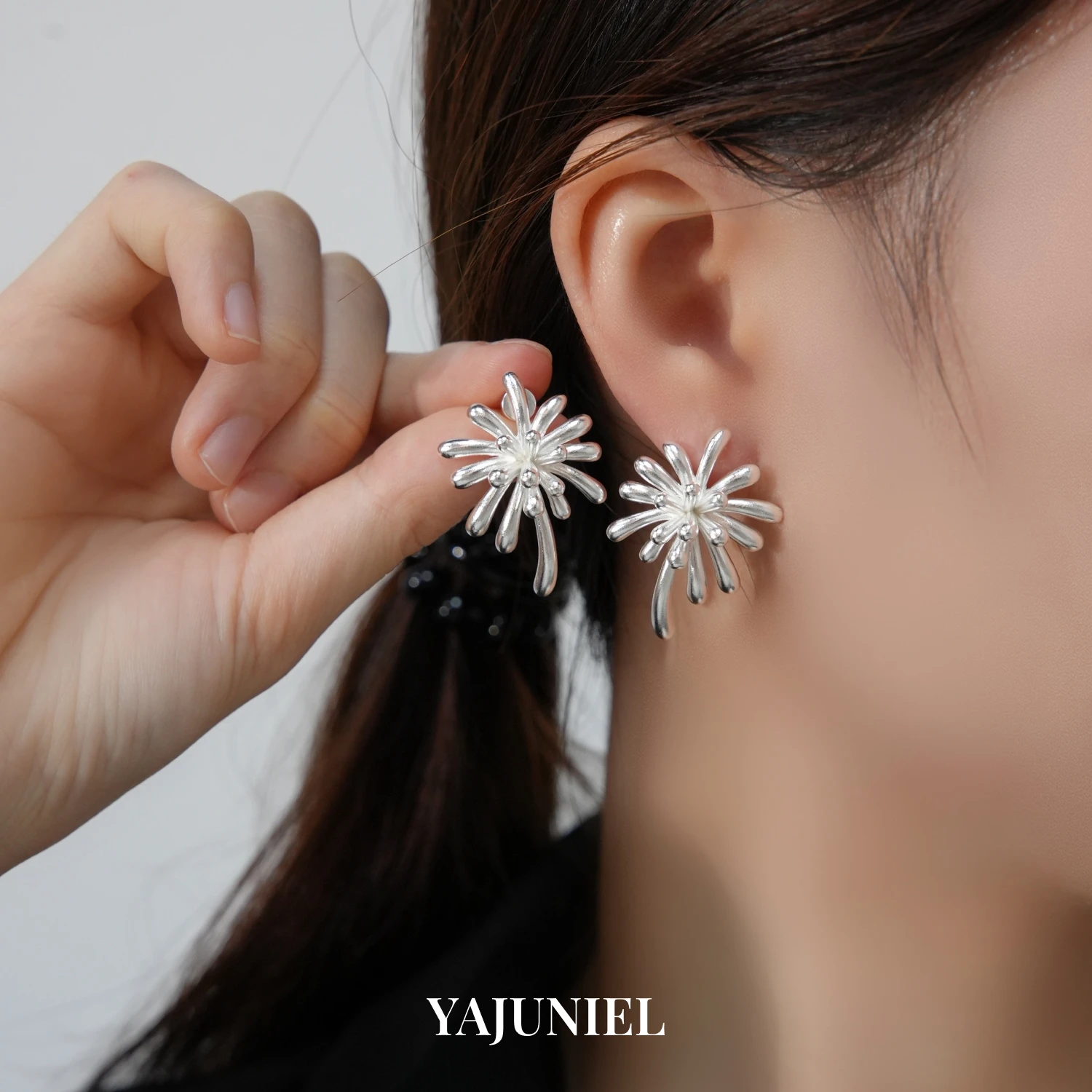 

YAJUNIEL Coral & Firework Stud Earrings for Women 24K Gold & White Gold Plated Hypoallergenic Textured Floral Statement Earrings
