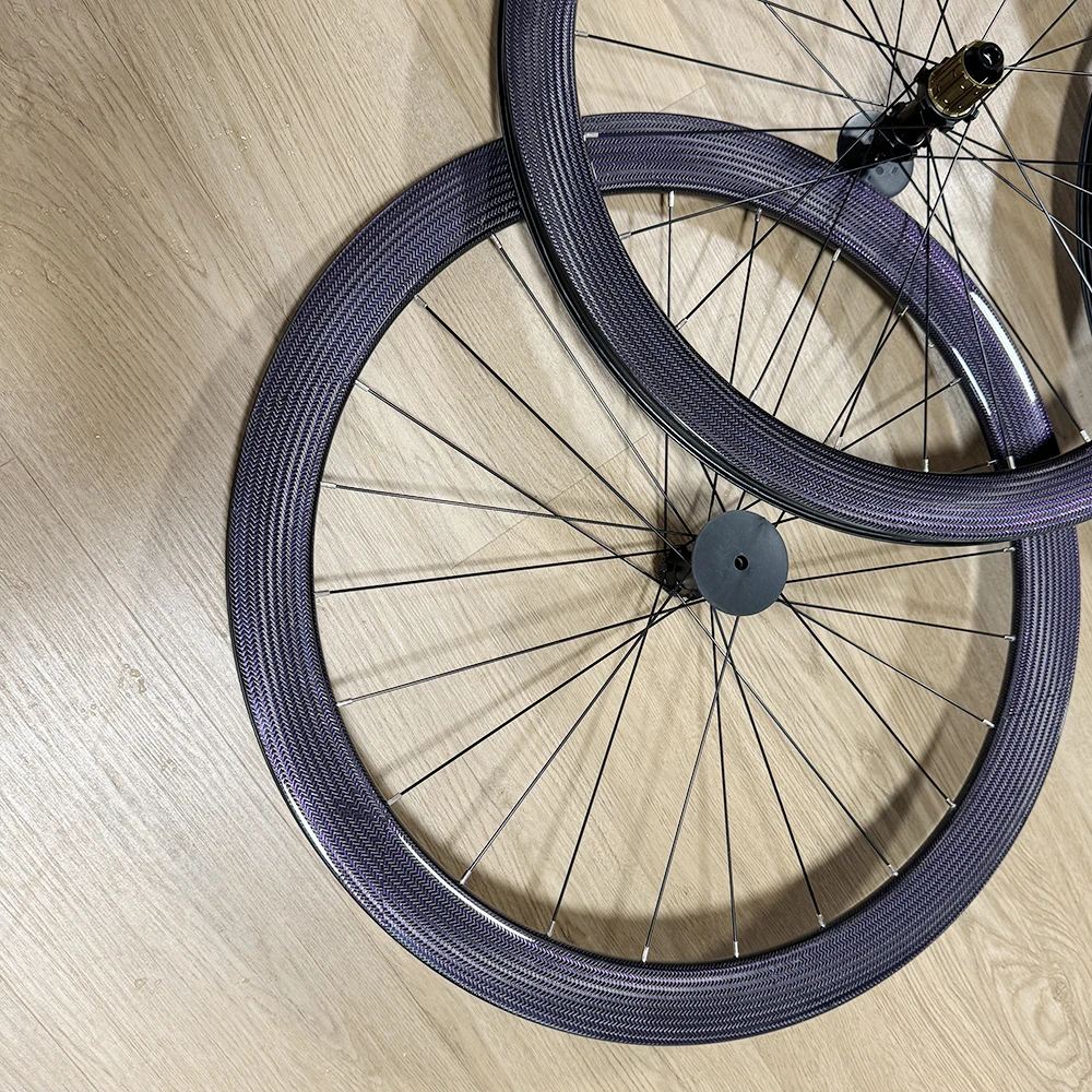 Rennrad-Scheibenbremsenlaufräder mit Ratchet-System, 700C 36T Wave Carbon Laufradsatz, 50mm Profilhöhe, Rennrad-Speichenlaufräder, 24 Speichen, Aero Carbonfaser-Laufräder – Detail 7