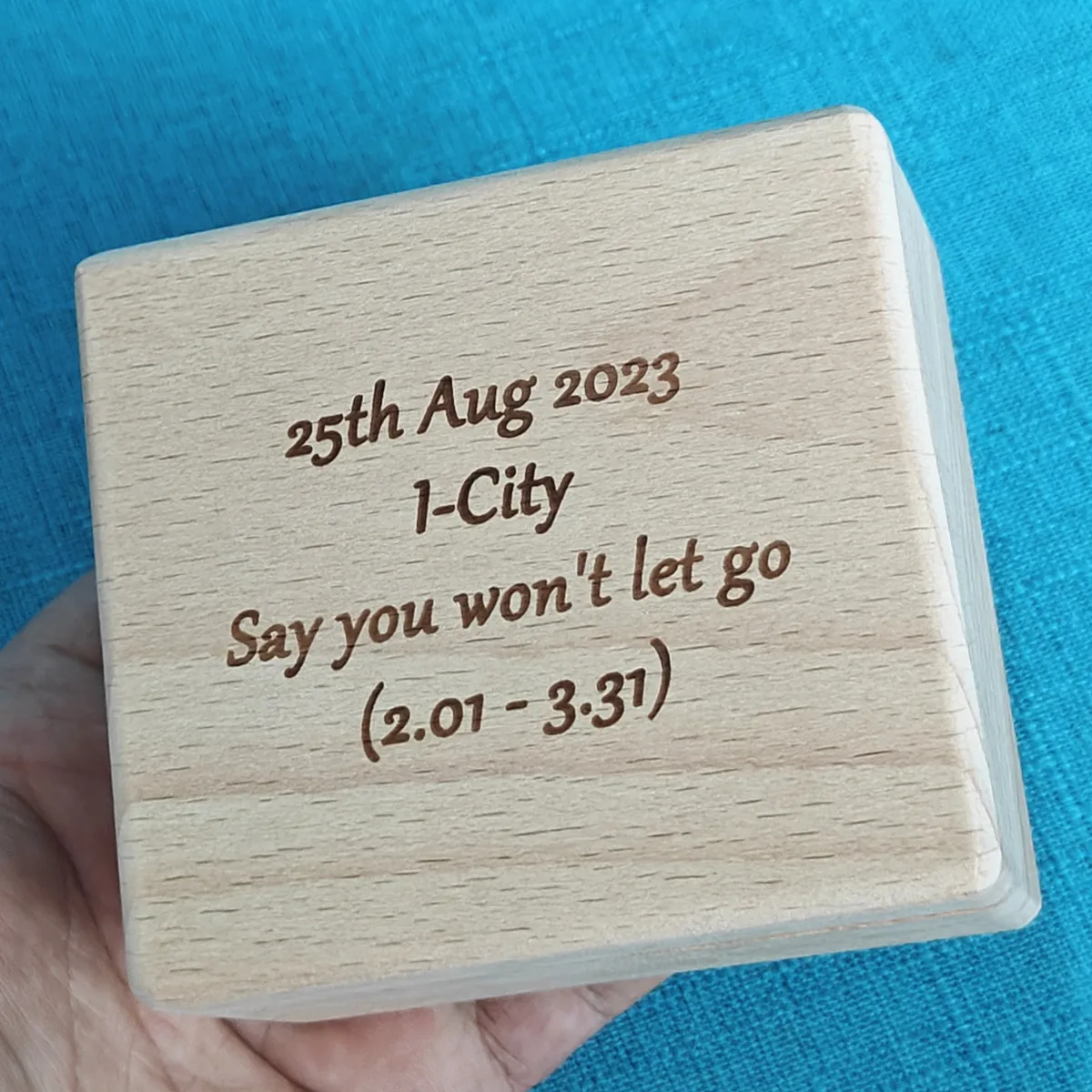 

It's You Customized Song Music Box, Photo Engraving, Play Once, Proposal, Anniversary Gifts