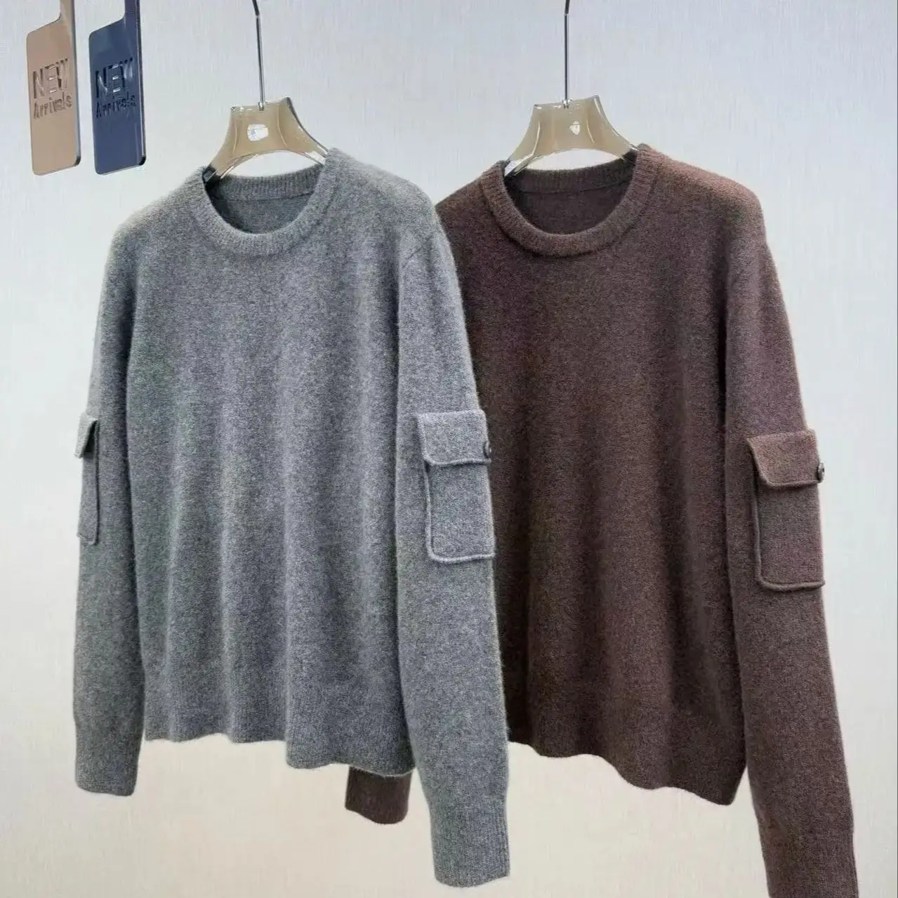 

Women's casual autumn-winter long sleeve with applied pockets