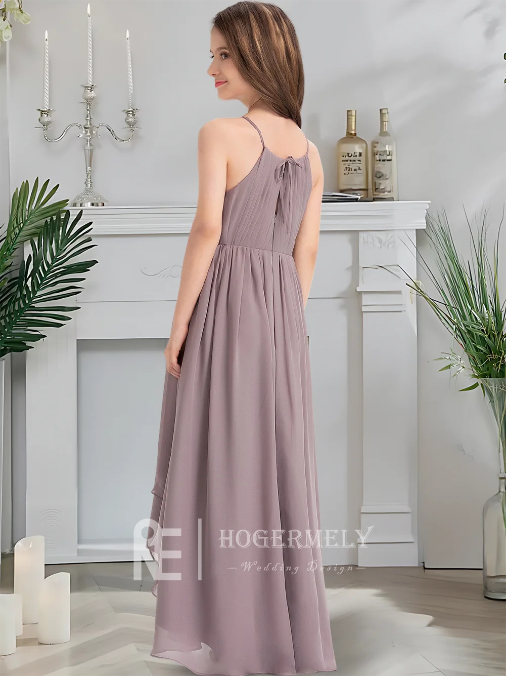 ​ โมเดิร์น A-Line Halter ชีฟองจูเนียร์ชุดเพื่อนเจ้าสาว Lilac ดอกไม้สาวชุดไม่สมมาตรงานแต่งงานชุดแต่งงานกับ SASH โบว์