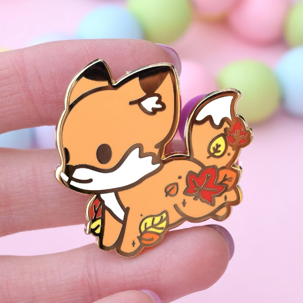 Cute Fox Fallen Leaves Hard Enamel Pin Kawaii Cartoon Animal Metal Brooch Natural Season Autumn Red Maple Leaf Badge Accessories