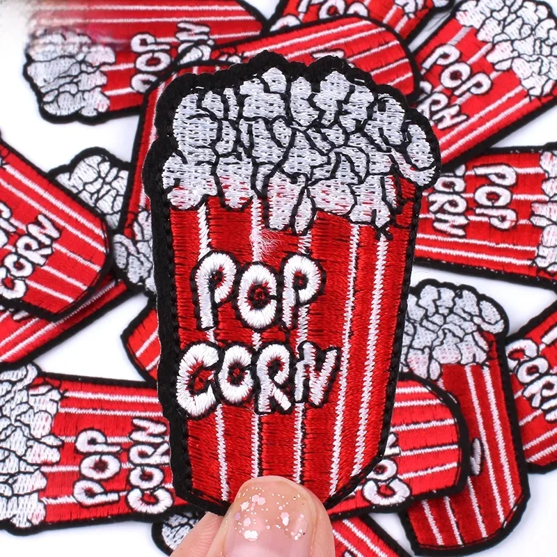 10 sztuk/partia Cartoon Popcorn naklejki żelazna odzież odznaka DIY przyszyć naszywka na tkaninę akcesoria odzieżowe aplikacje na dżinsy plecak — zdjęcie 2