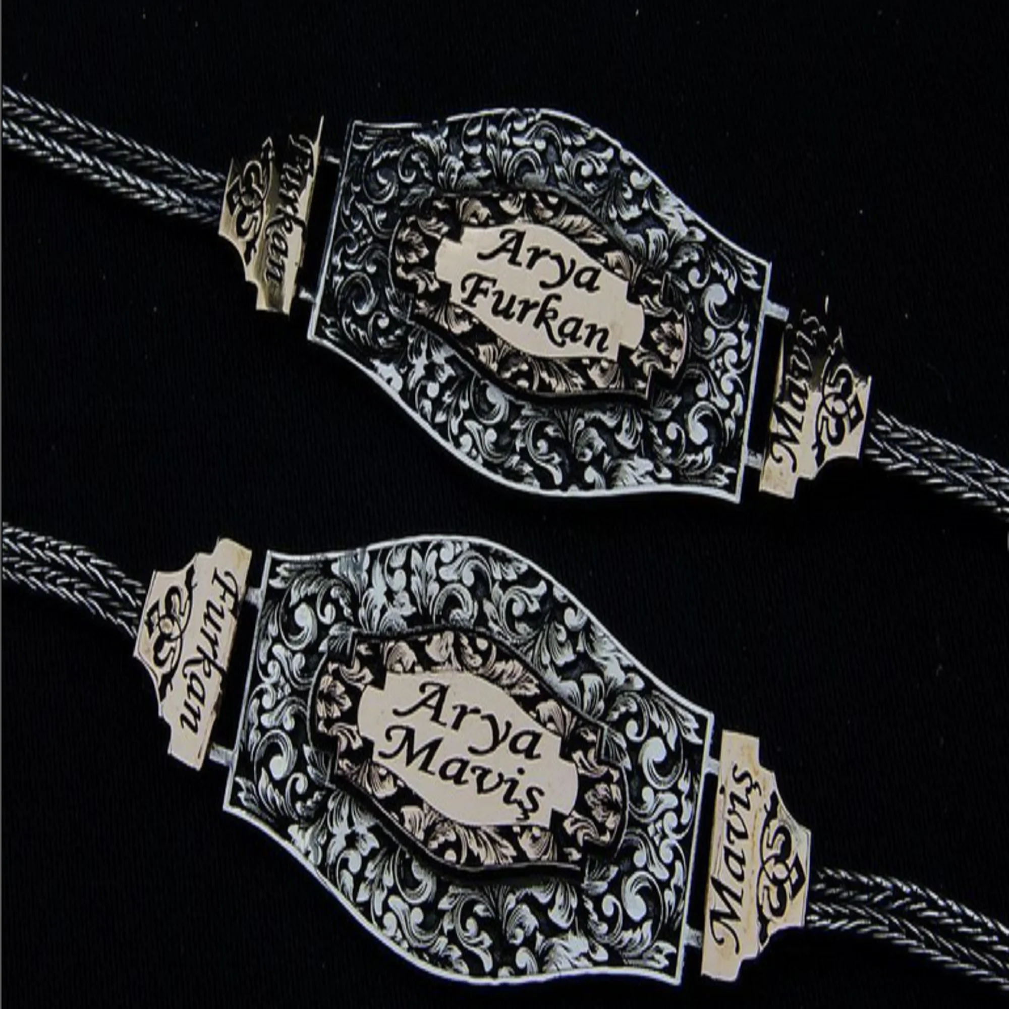 Name Bracelet Engraving Motifs Are Engraved Around It And Personalized Works Such As Name Logo and Arabic Prayer Can Men Women