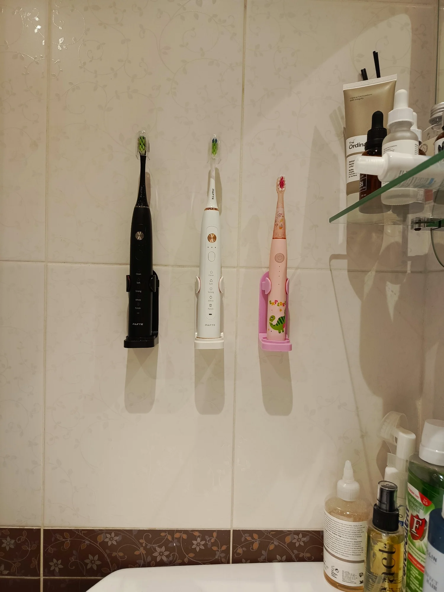Toothbrush Stand Rack Organizer Electric Toothbrush Wall-Mounted Holder Space Saving No Punching Bathroom Accessories photo review