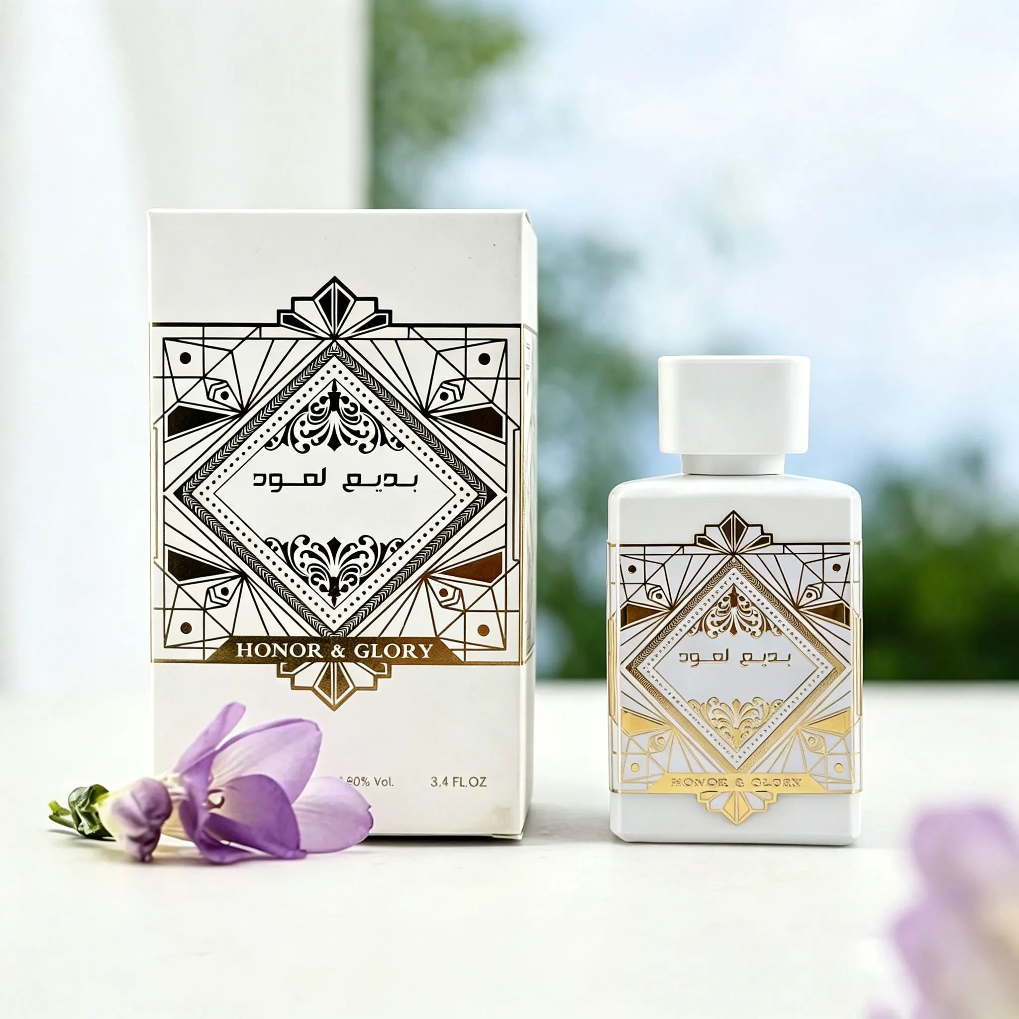 Perfume árabe de 100 ml, aroma oriental amaderado, de larga duración, que potencia la confianza y realza la elegancia y el buen gusto. Unisex, es un perfume versátil ideal para el día a día, el trabajo y las citas, y también es perfecto para regalar.