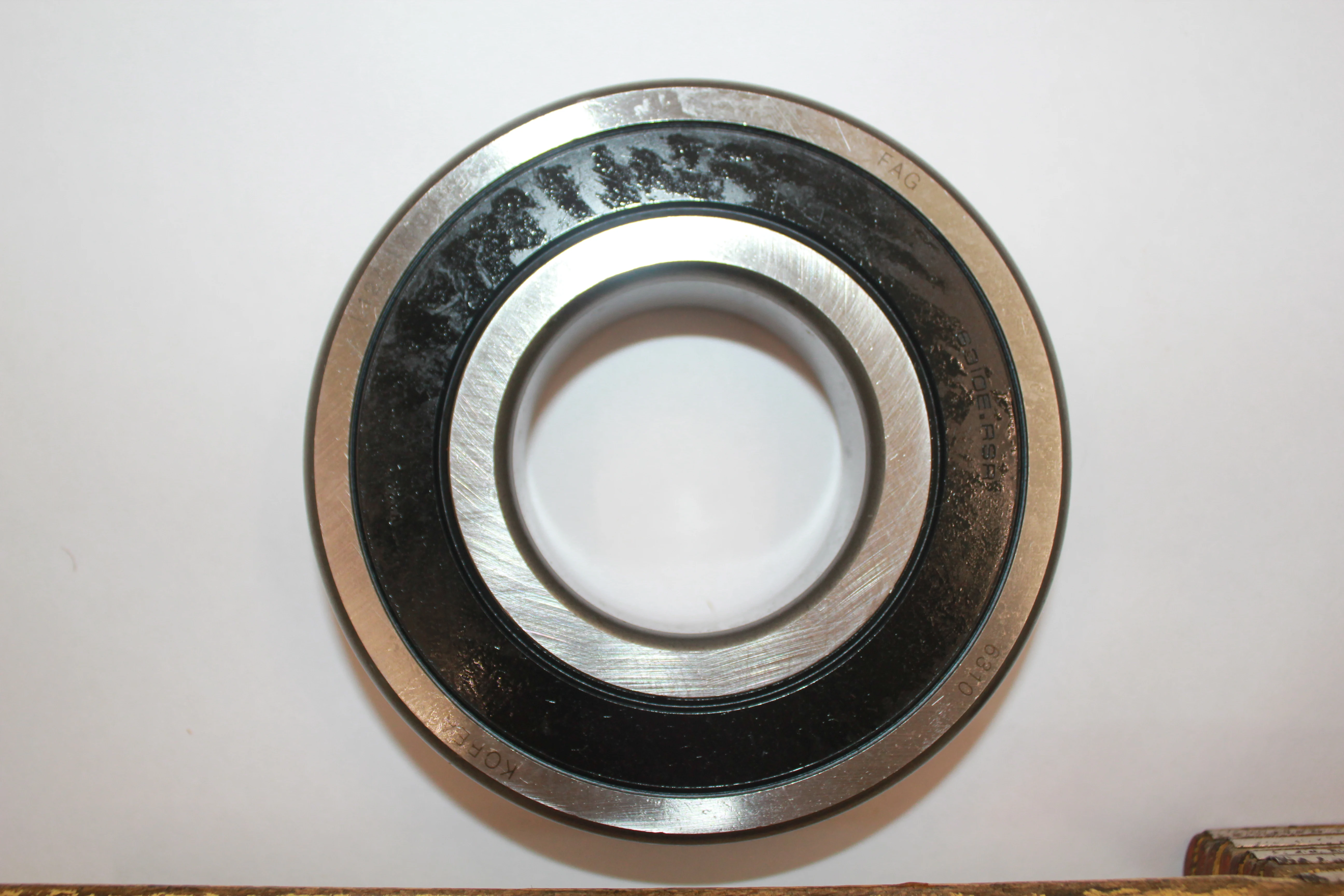 

Радиальный шарикоподшипник FAG 6310.2RSR Korea 8297L0507 | SKF 6310-2RS1 | INA 6310-2RS | NSK 6310-d050du | NTN 6310LLB