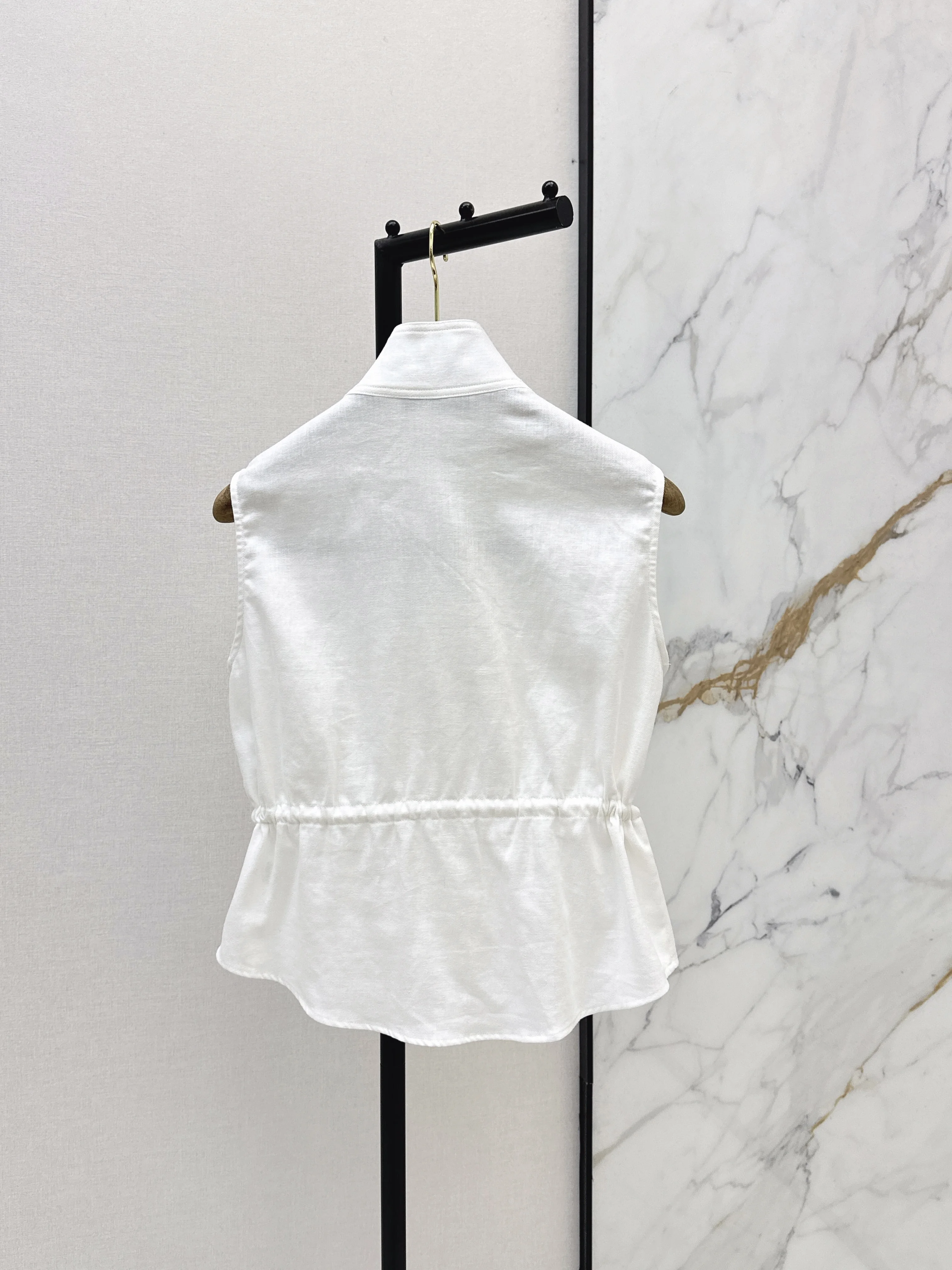 

2026 Summer Women's Stand Collar Drawstring Waist Sleeveless Vest Slim Fit Commuter Style Top ZX8877