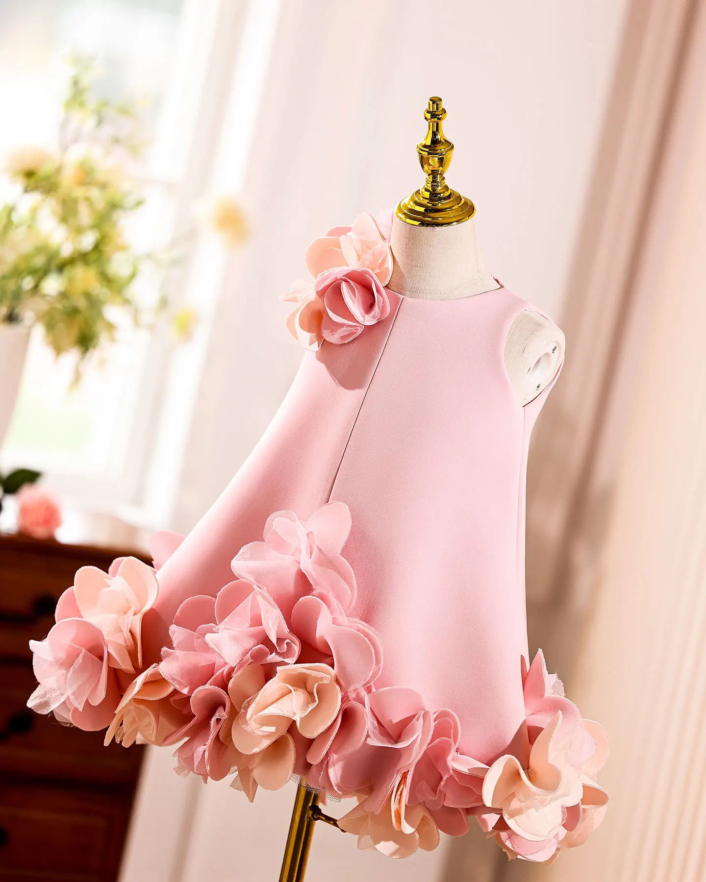 Dreamy Vow J073 Elegante abito bianco Dubai per ragazza Rosa Eid al-Fitr Vestiti per bambini per matrimoni Compleanno Festa di festa 2025