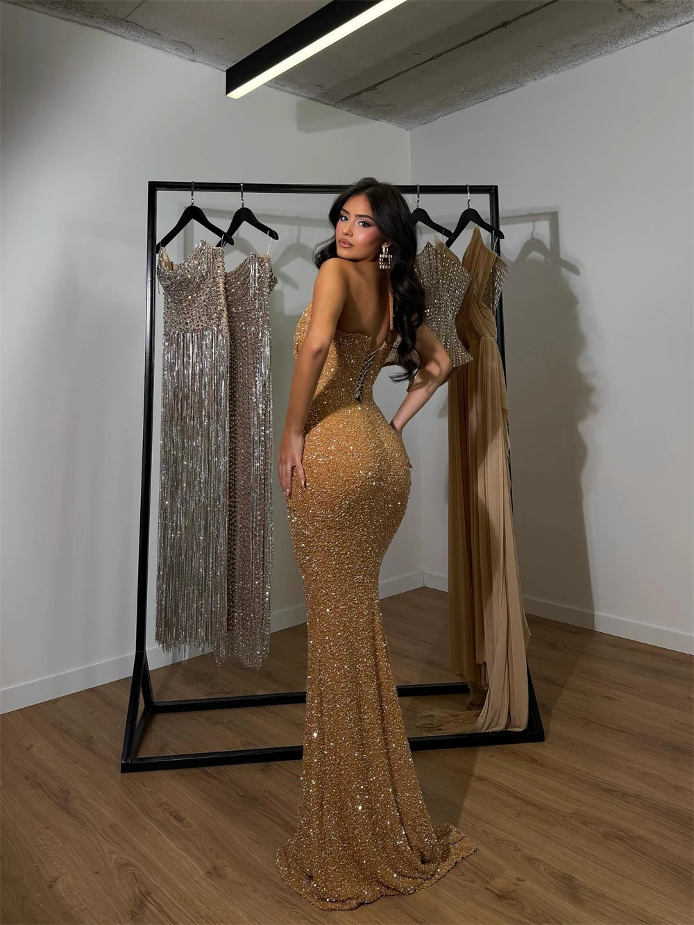 Mila Customized Golden Mermaid Halter Neck Glitter Prom Dress Sleeveless Sexy Vestidos De Noche Floor-Length Formal Evening 2026 image 2