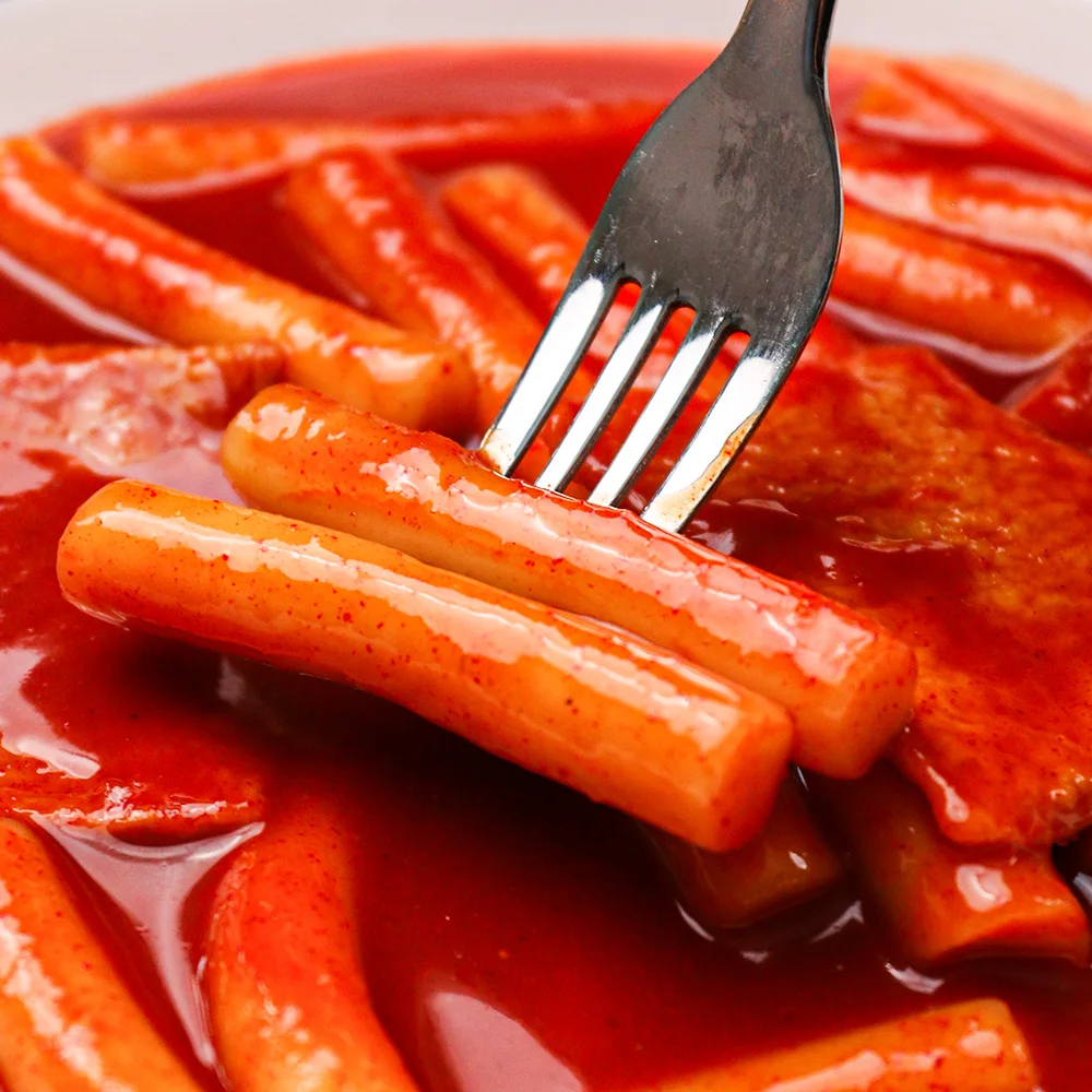 McDoshin's four-tteok (Busan-style red tteokbokki)