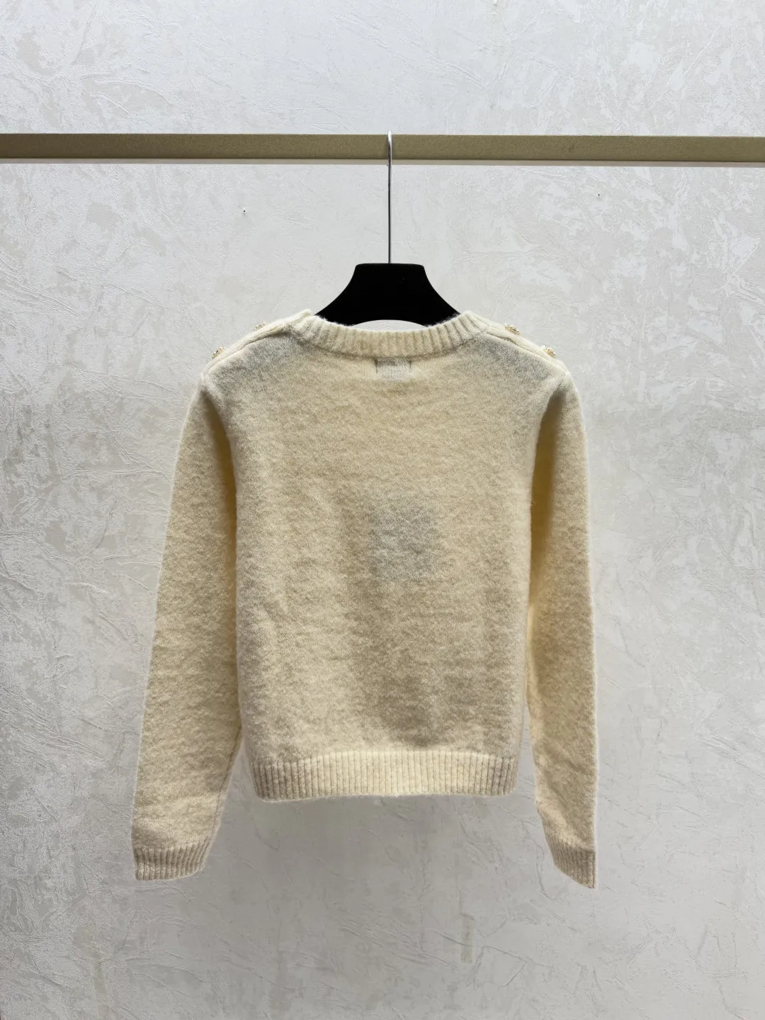 

New Women's Fashion Temperament Contrast Color Letter Round Neck Knit Long Sleeve