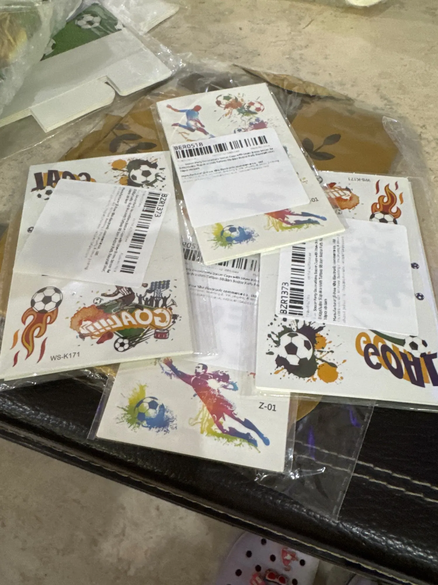 10/20pcs Soccer Maze Toy Football Theme Pinball Game Kids Birthday Party Favors Goody Bag Pinata Fillers Christmas Gift Supplies photo review