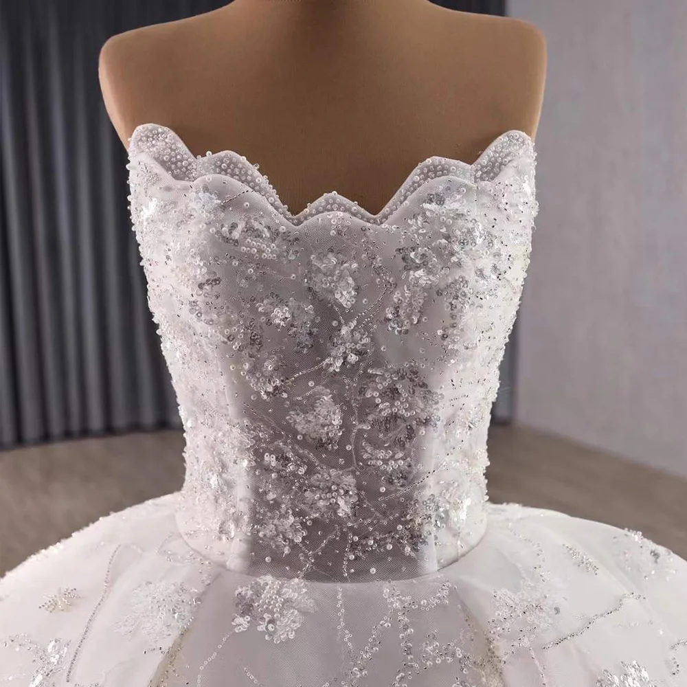 

2026 Wedding Dresses Strapless Sleeveless Sequins Shiny Ball Gown Lace Up Back Off White