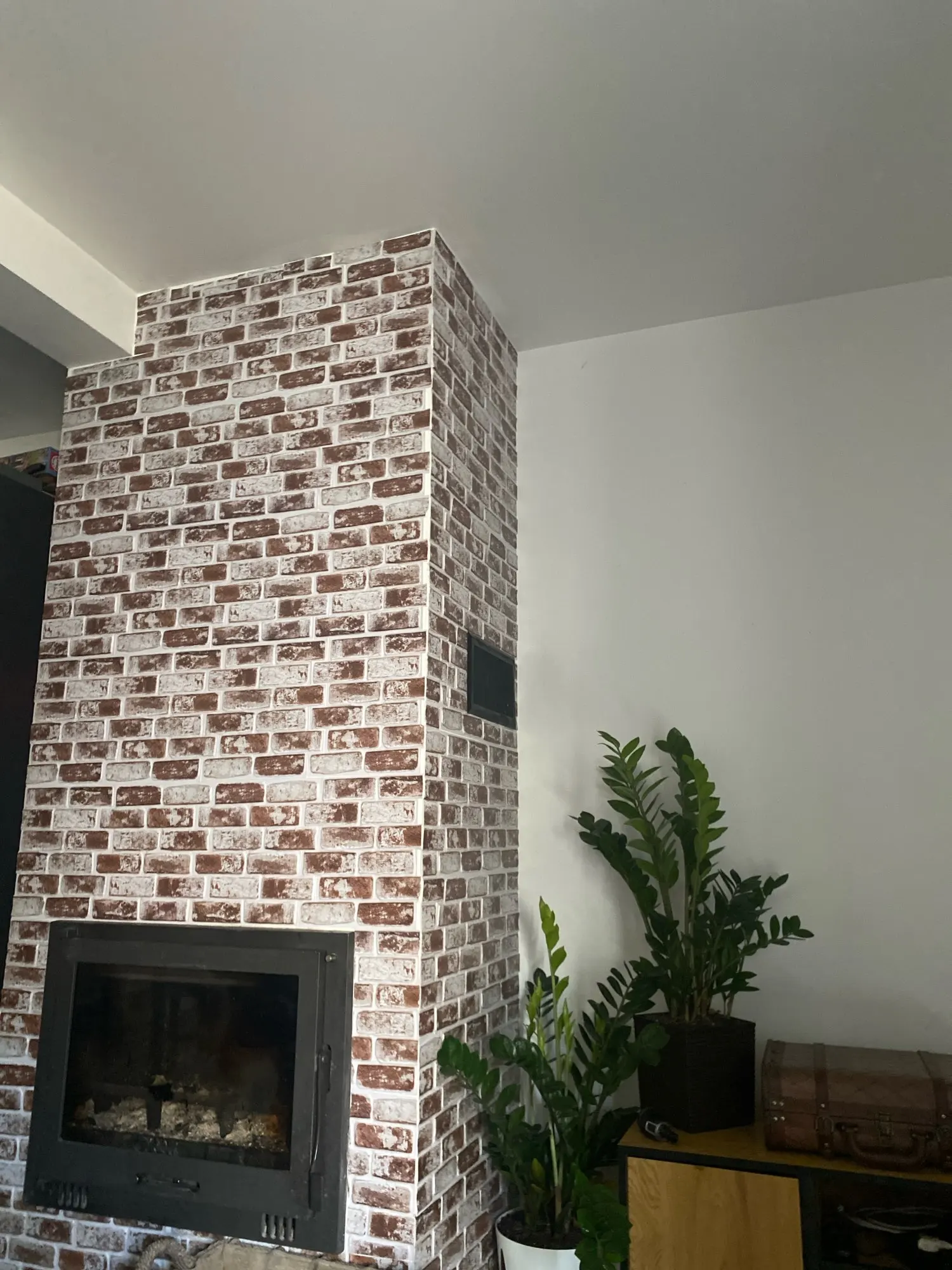 10pcs 3D Brick Wall Stickers Self-adhesive Faux Brick Wall Panels, Matt, Waterproof, 30 x 30cm, Living Room Bedroom Wall Decor photo review