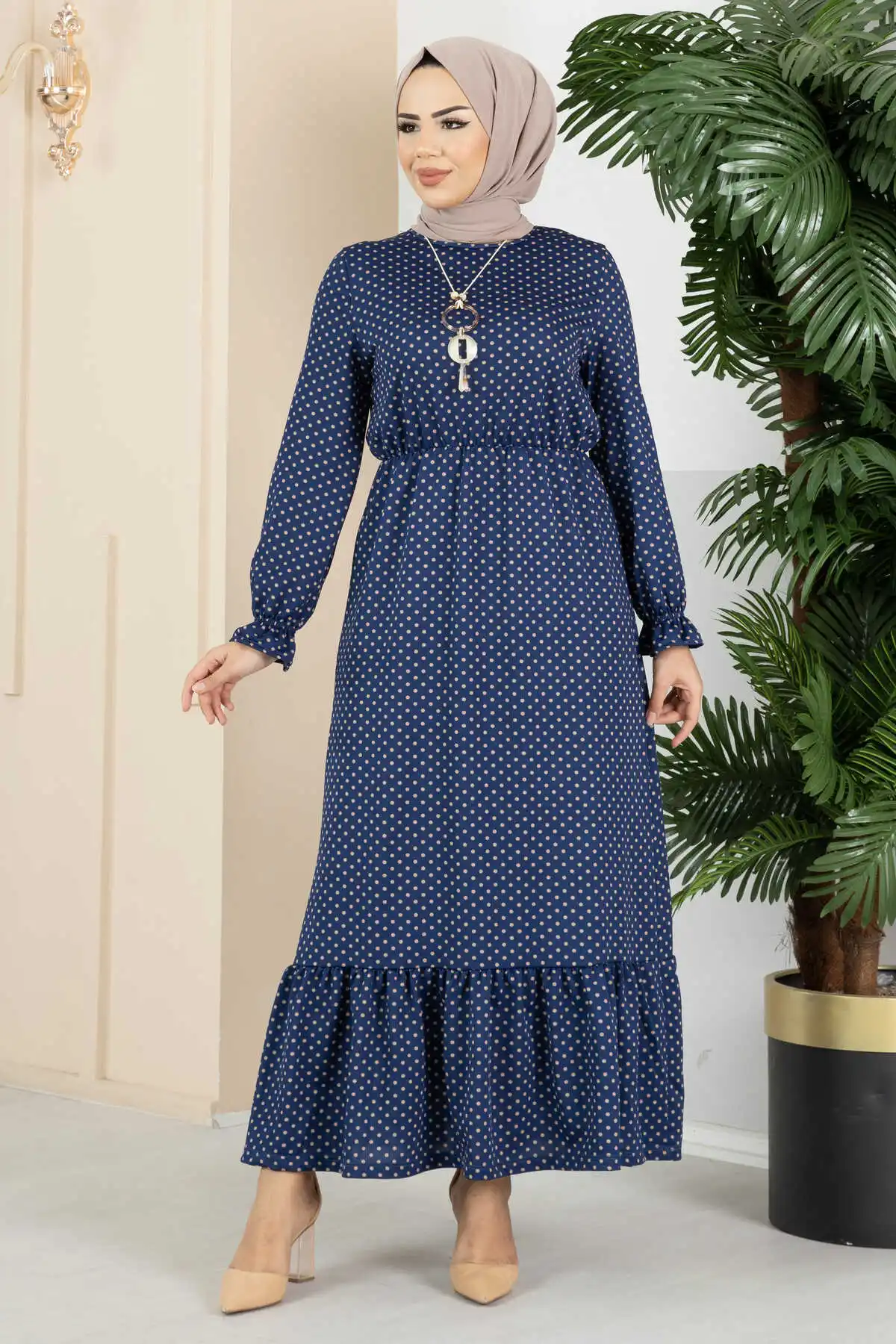 Polka Dot Patterned Hijab Dress Vintage Muslim Dress Women Middle East Abaya Hijab Luxury Long Sleeve Green Turkey Dresses For