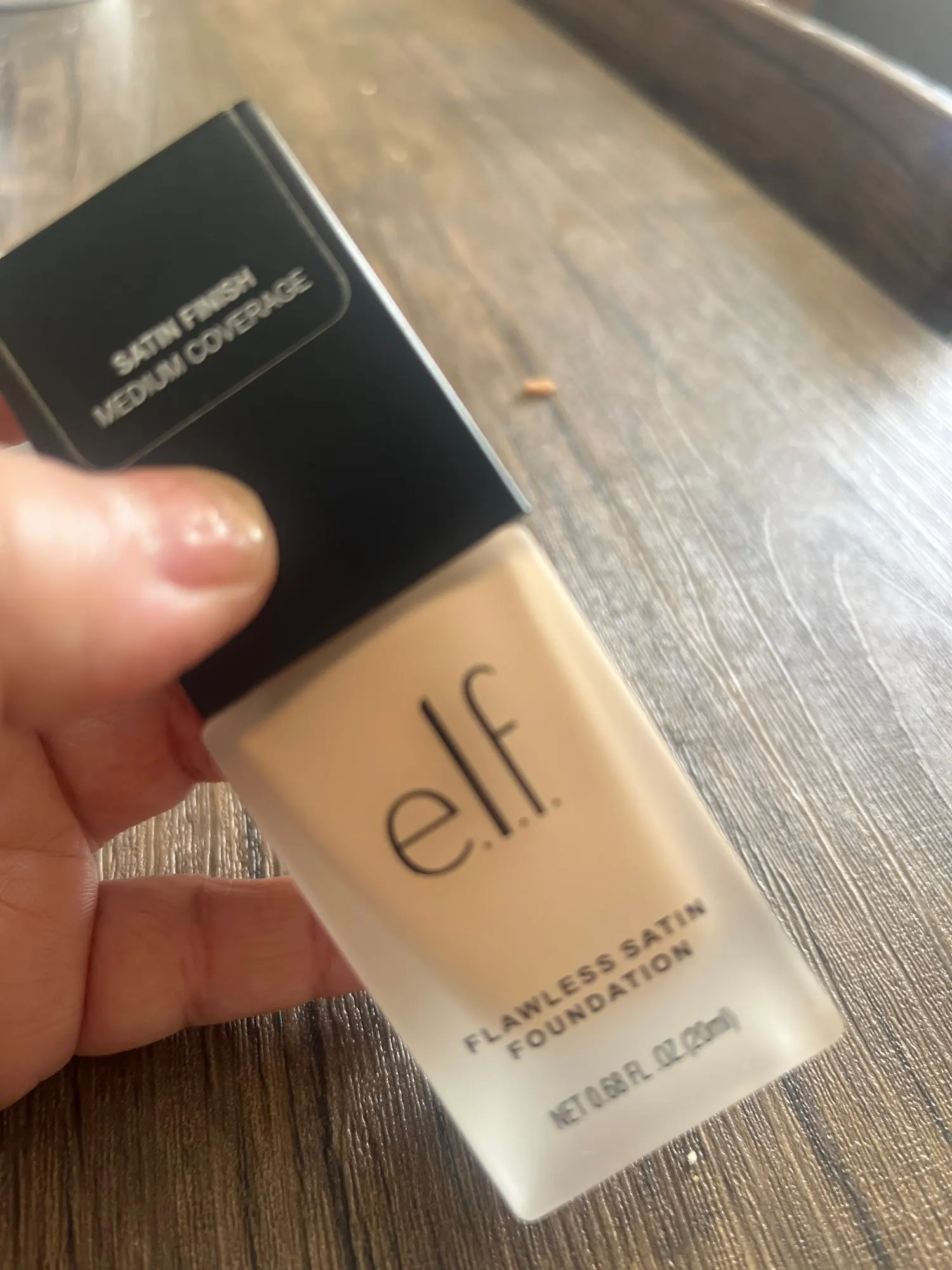 Elf Halo Glow Liquid Filter Liquid Foundation Base Makeup Power Grip Matte Primer Liquid Poreless Putty Primer Brand Cosmetics photo review