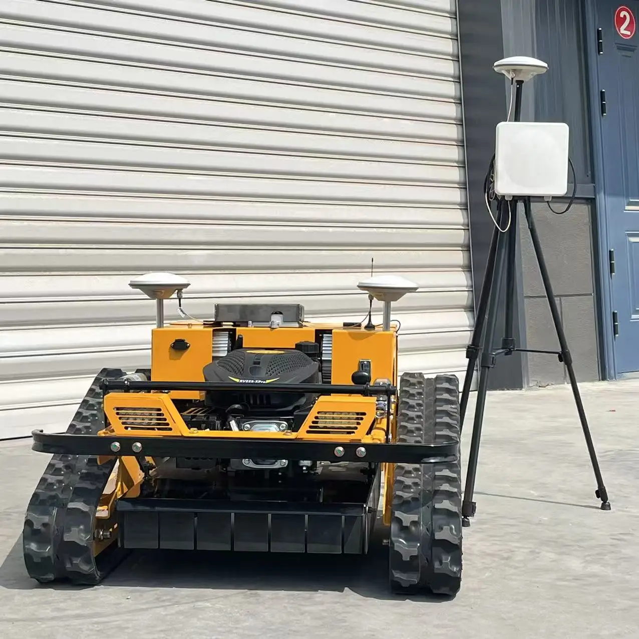 

High-tech lawn mower for grass cutting Auto Charging CE/EU5/EPA 500MM Customized deposit Adjustable lift Residential Communities