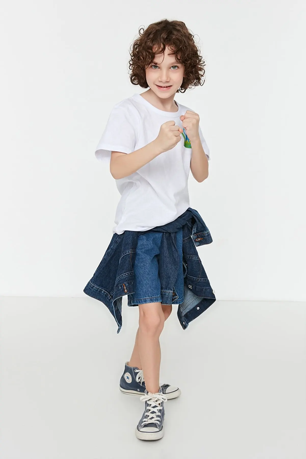 Kaus Rajutan Anak Pria Motif Putih