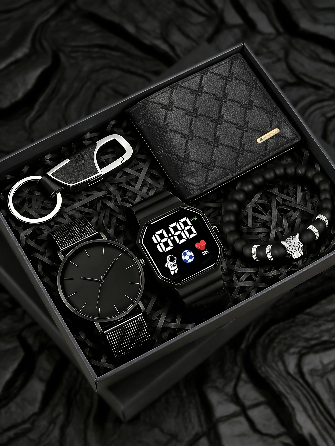 5-Piece Men's Watch Gift Set, Including Ultra-Thin Quartz Watch, Digital Led Watch, Leopard Head Beaded Bracelet, Luxury Keychain, Multi-Layer Practical Leather Wallet, Suitable for Father's Day, Valentine's Day Gift Box, High-End Daily Use, Fashionable Watch Gift Box