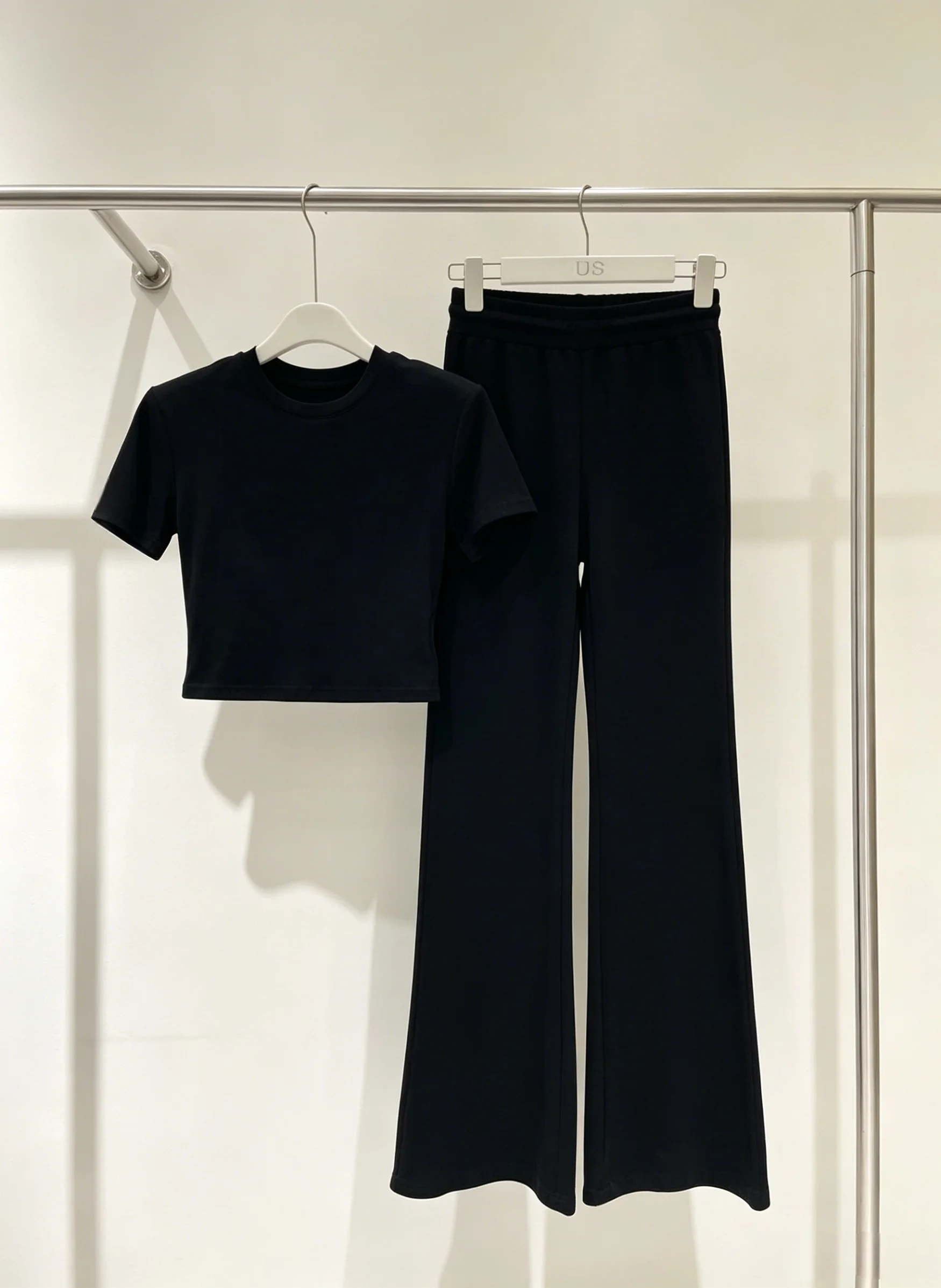 

2026 New Ladies Slim Fit 2 Piece Outfit SizeN Black Cropped Top High Waist Drawstring Flare Pants Code 064