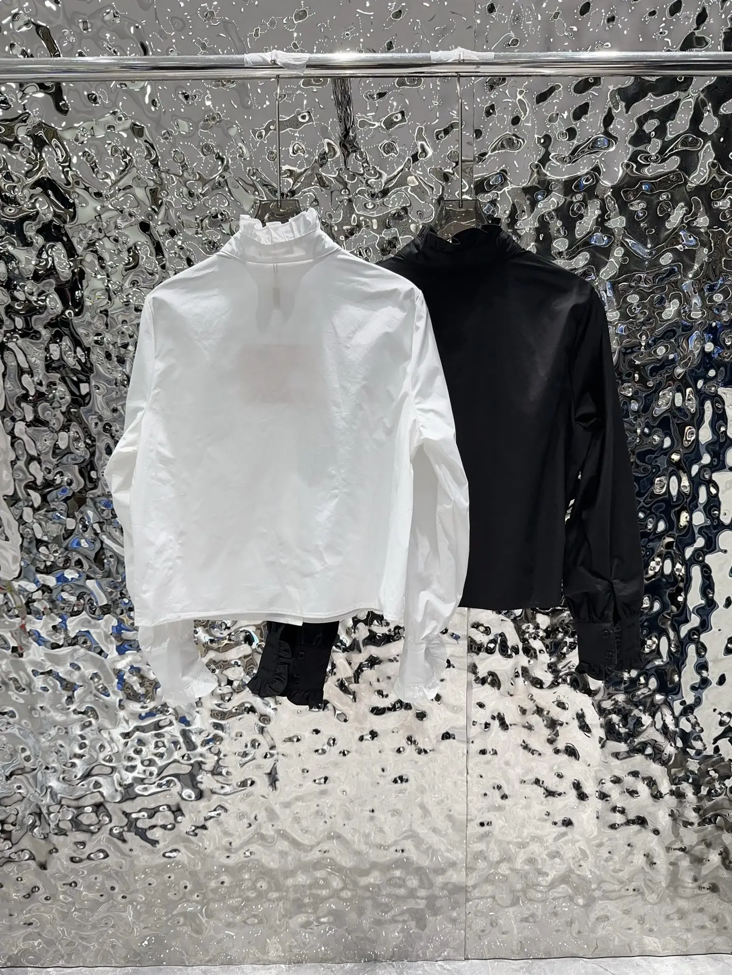 

New 2026 Women's Ruffled Stand-up Collar Chest Pocket Lettered Long-sleeved Shirt