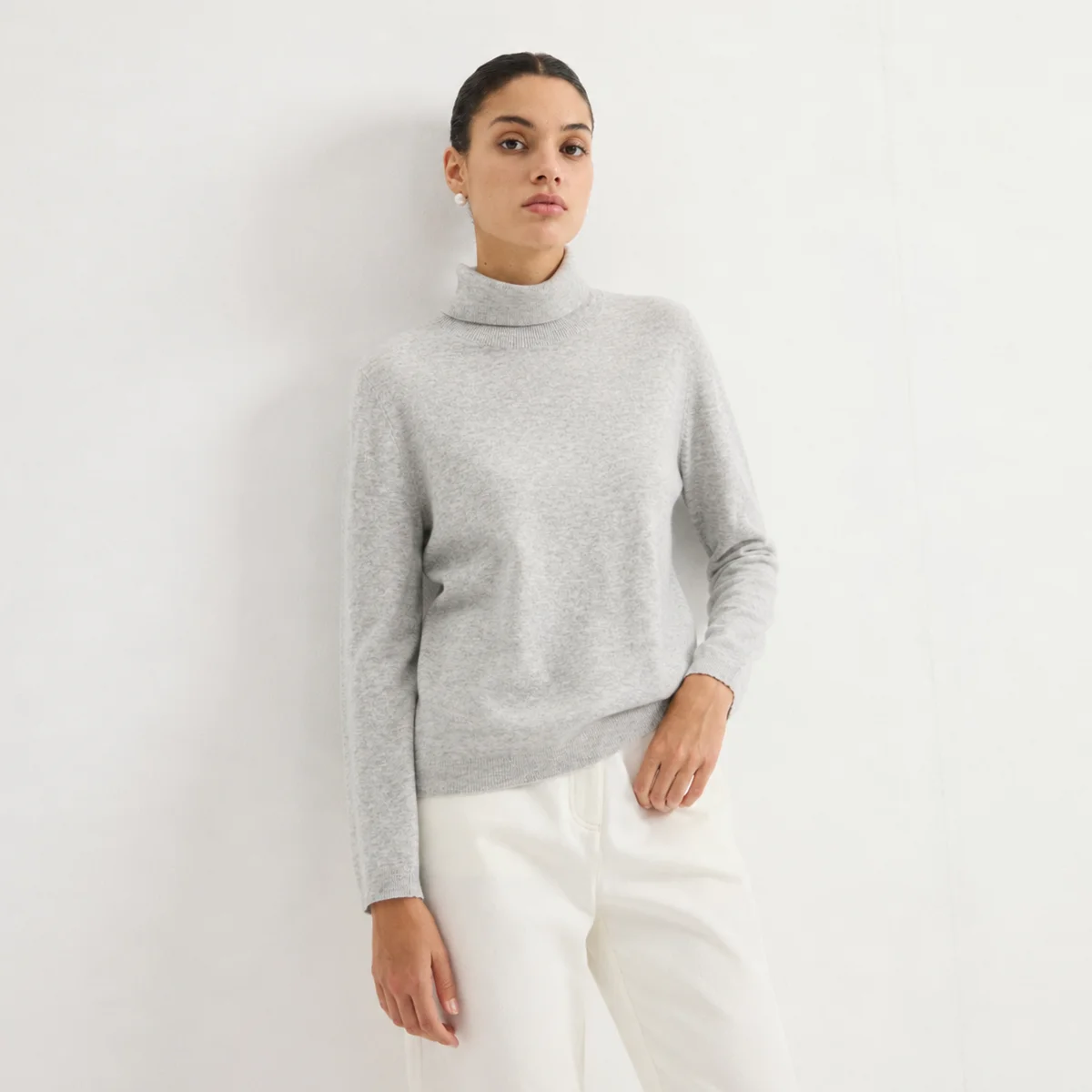 MZ62020 Women's Turtleneck Knit Sweater Cashmere Modal Blend Long Sleeve Pullover Soft Textured Top Fall Winter Daily Layering