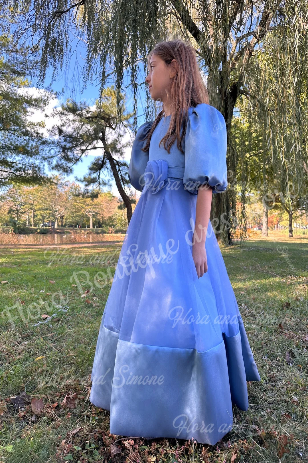 Customized Elegant Blue Girl gowns Half Sleeves High-waisted Flower Girl Dress for Evening gown Wedding Ceremonies Holiday