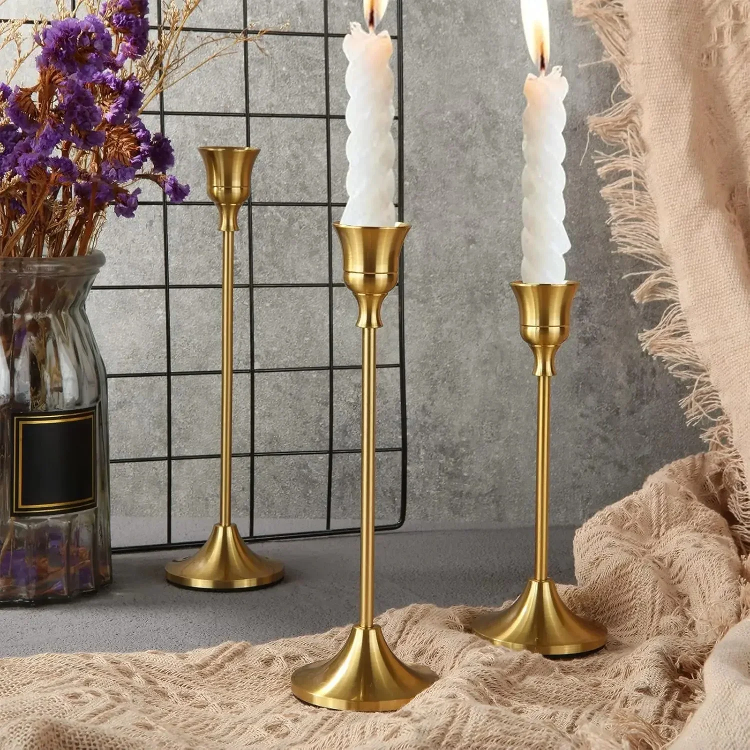 Set van 3 vintage elegante tafelkaarsenhouders van metaal en aluminium, geschikt voor huwelijksverjaardag, huis- en hoteldecoratie - afbeelding 2