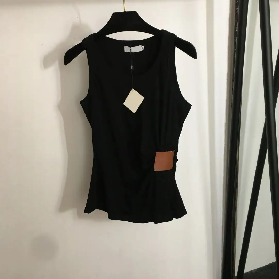 Why the Patchwork Pullover Vest Is the Ultimate Summer Layering Piece for 2025