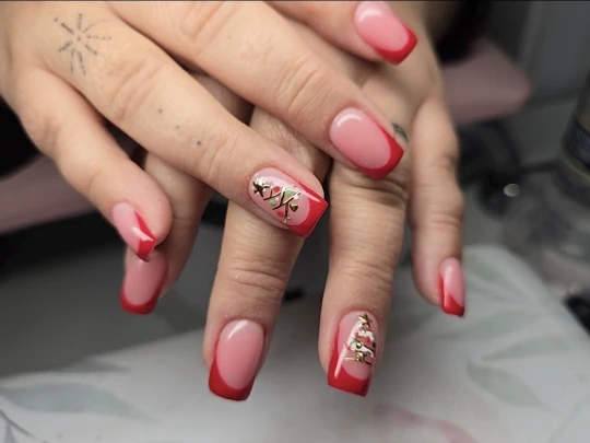 Christmas Nail Stickers Luxury Crystal Diamond Cartoon Bear Tree Apple Back Glue Nail Art Stickers DIY New 3D Nails Decorations photo review