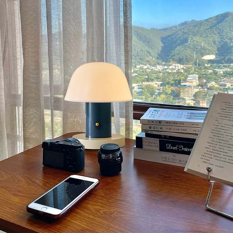 Lámpara de mesa recargable con forma de seta, luz nocturna regulable para dormitorio, sala de estar, decoración de escritorio bonita