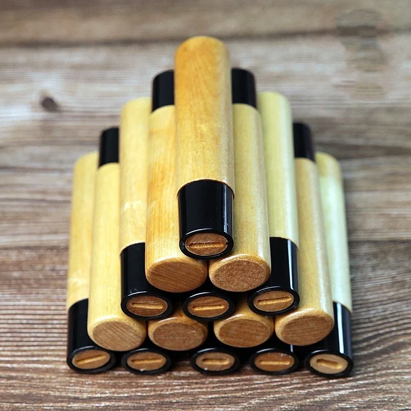 Manche antidérapant naturel en bois de rose japonais pour couteau Santoku, idéal pour la préparation du sashimi et les lames Willow.