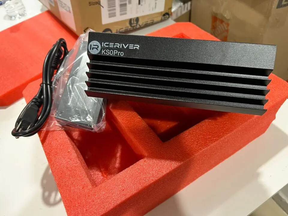 

BA buy 3 get 2 free ICERIVER KS0 Ultra 400Gh Ultra 100w KAS Miner Kaspa Crypto Asic Miner Machine