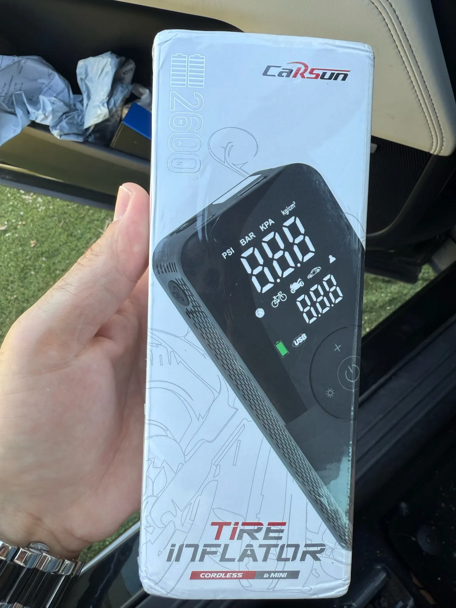 VanVolt AirGo™ Cordless Digital Tyre Inflator - Portable 150 PSI Air Pump photo review