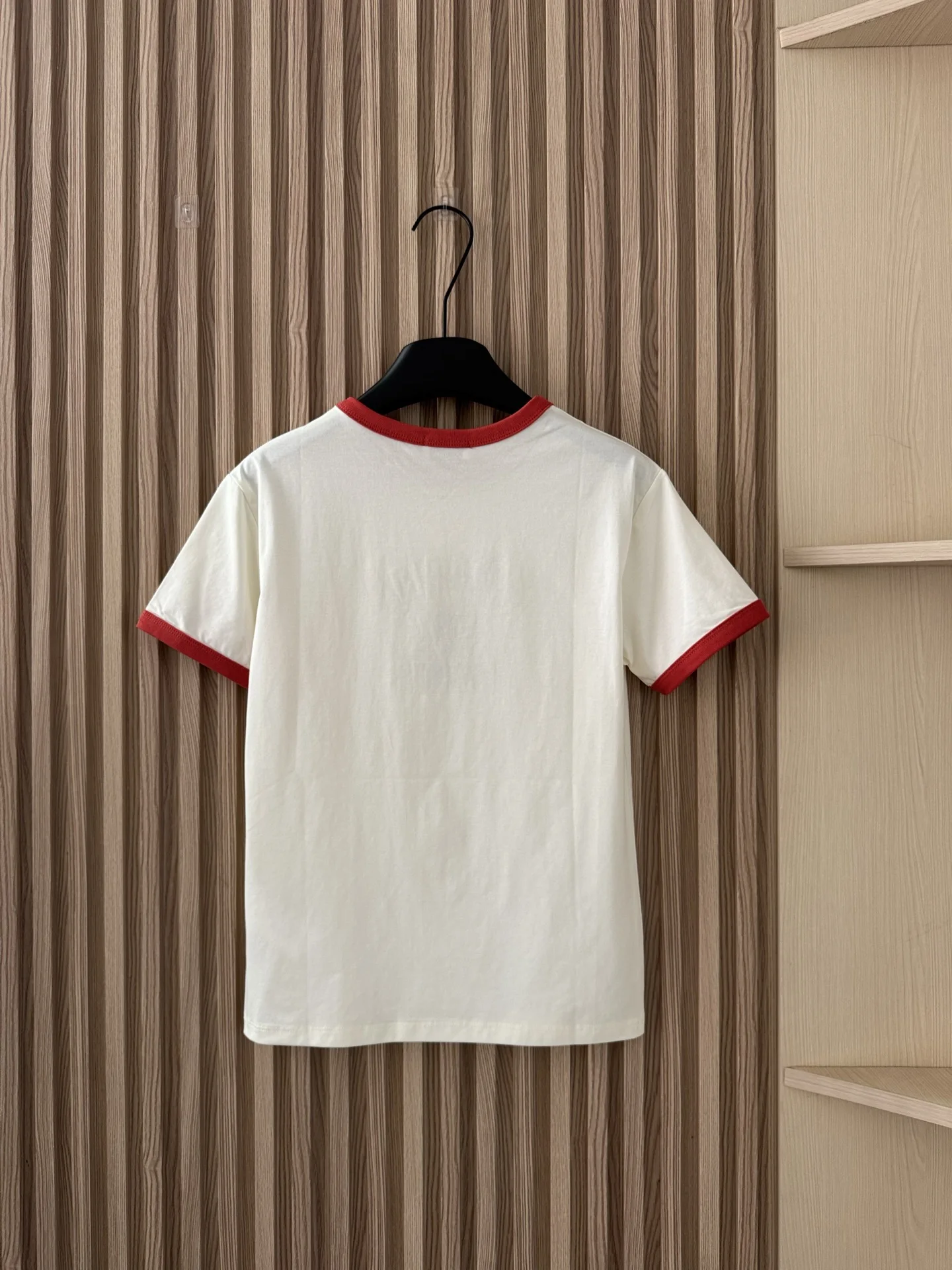 

2025 Must-Have! Color-Block Round Neck T-Shirt - Short Sleeves, Bold Contrast, Slim Fit, Perfect for Errands & Hangouts