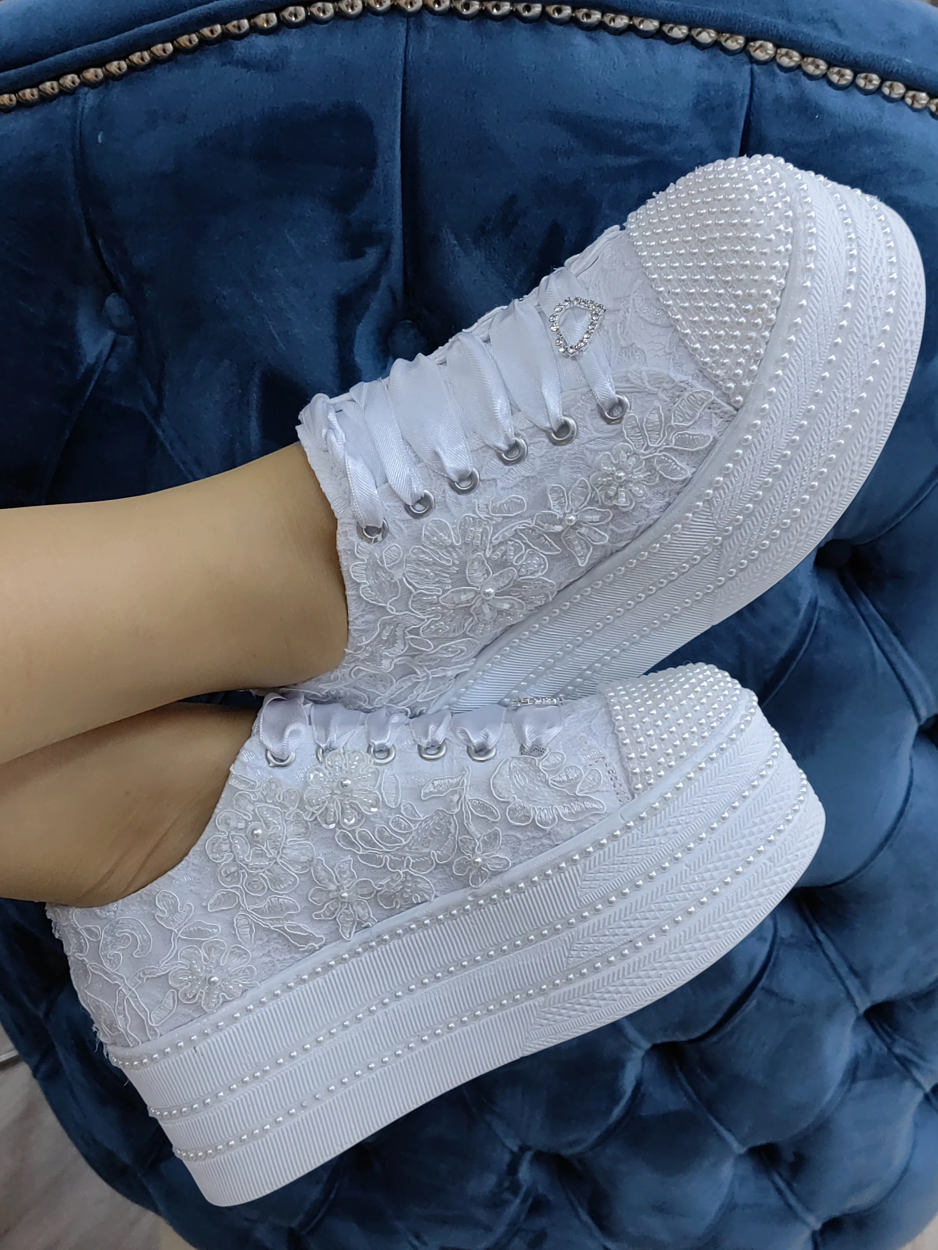 Bridal Shoes White Sports Bridal Shoes 7 CM high Diy Shoes. Very comfortable and perfect bridal shoes Stilo Lux Design quality!