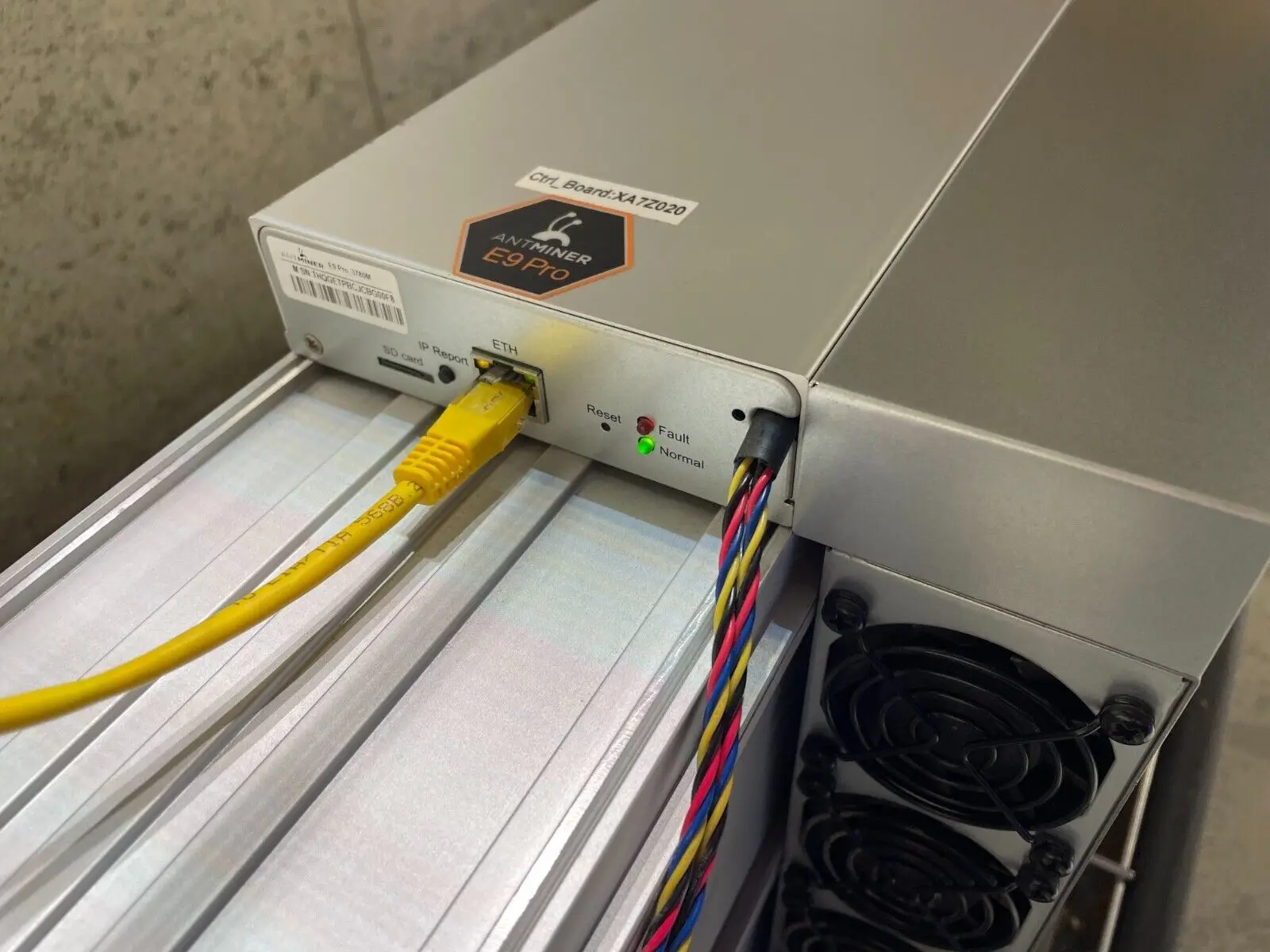 

BB BUY 2 GET 1 FREE Bitmain Antminer E9 Pro 3780MH/s 2,200W ETC ETHW