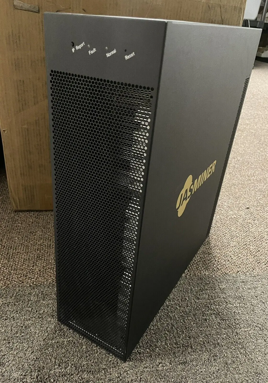 

New Jasminer X16-Q PRO 2050M 520W 8G ETC ZIL Octa Ethereum Classic Miner High Throughput 3U Quiet Server Wi-Fi Version with 100V