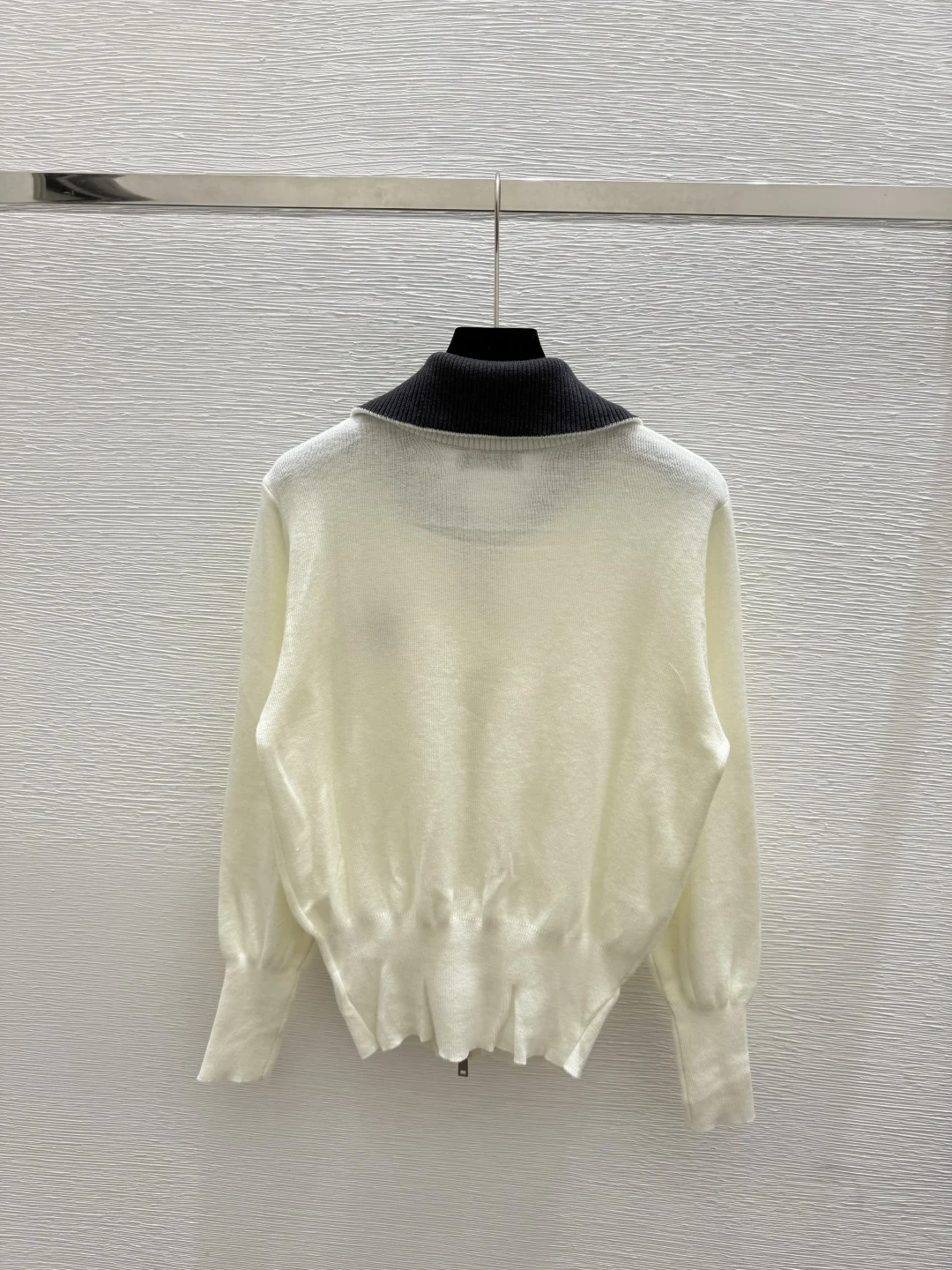 

Early Autumn New Style Of Women's Lapel Embroidered Knitted Cardigan