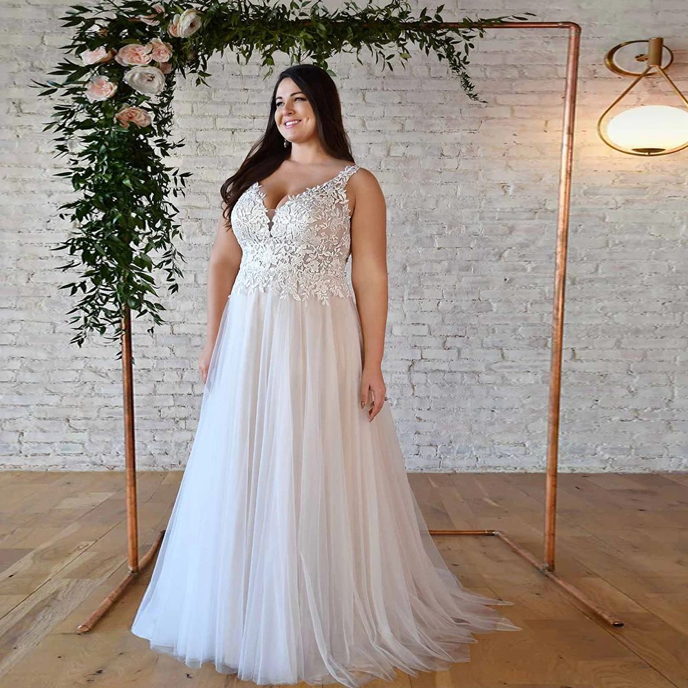 Sexy V-Neck Wedding Dress For Bride Sleeveless Backless Bride Gown Lace Applique A-Line Sweep Train Vestido De Noiva Plus Size