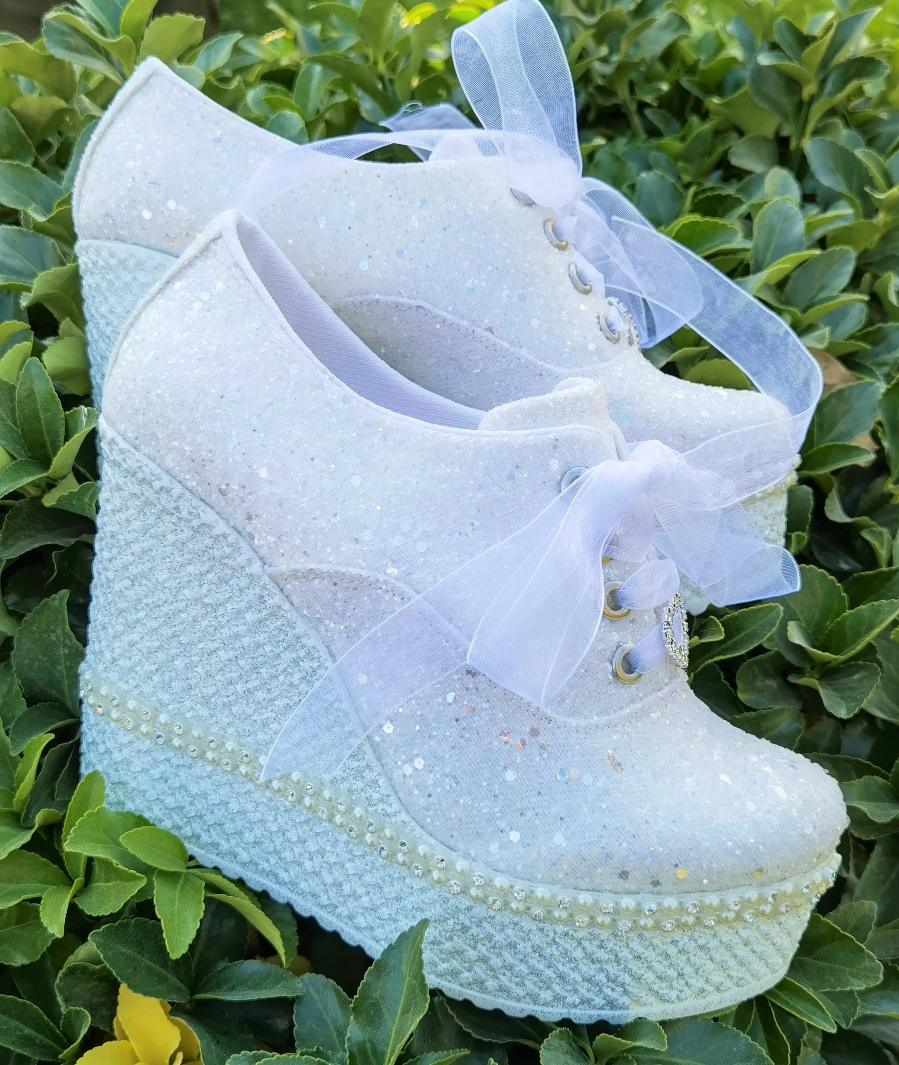 Bridal Shoes wedge heels white Glitter 11CM height comfortable bridal shoes Super luxury glitter new bride casual bridal shoes