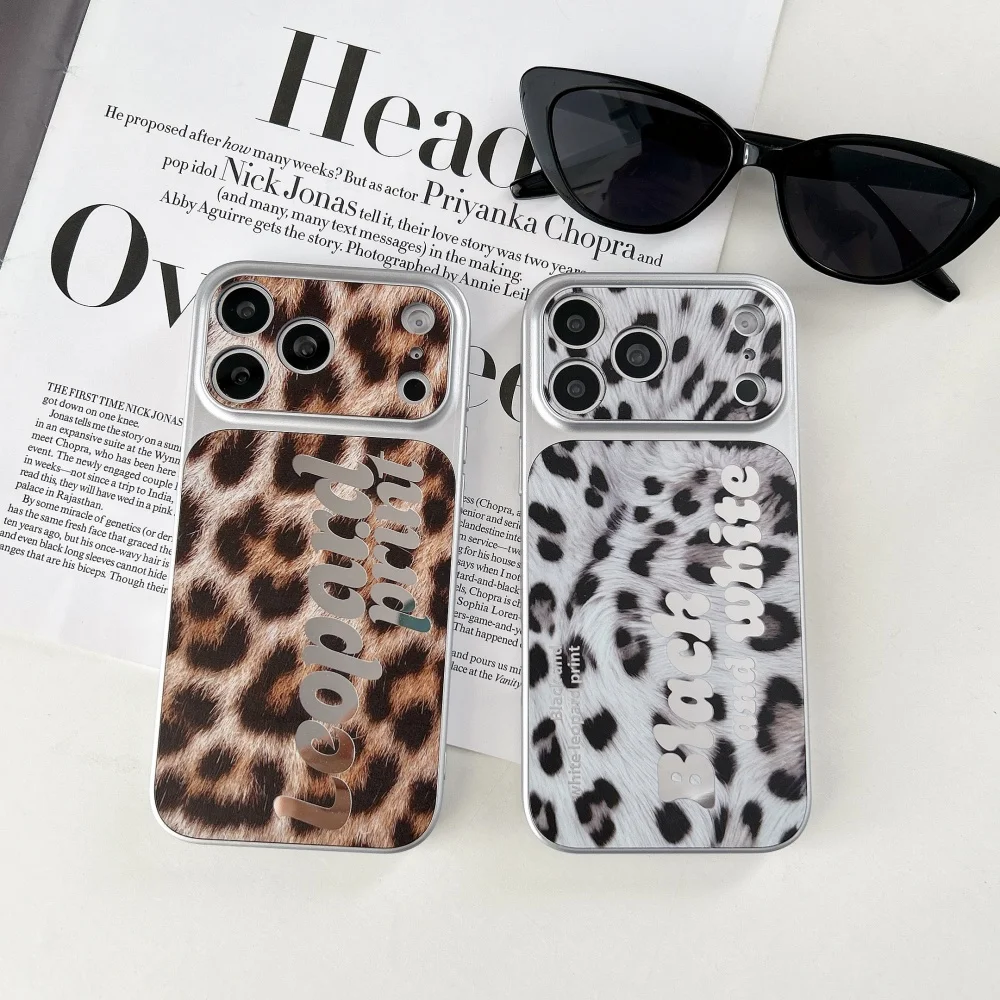 

Electroplated fashionable English leopard print mobile phone case, suitable for iPhone 14/15/16/17 Pro Max, new protective case